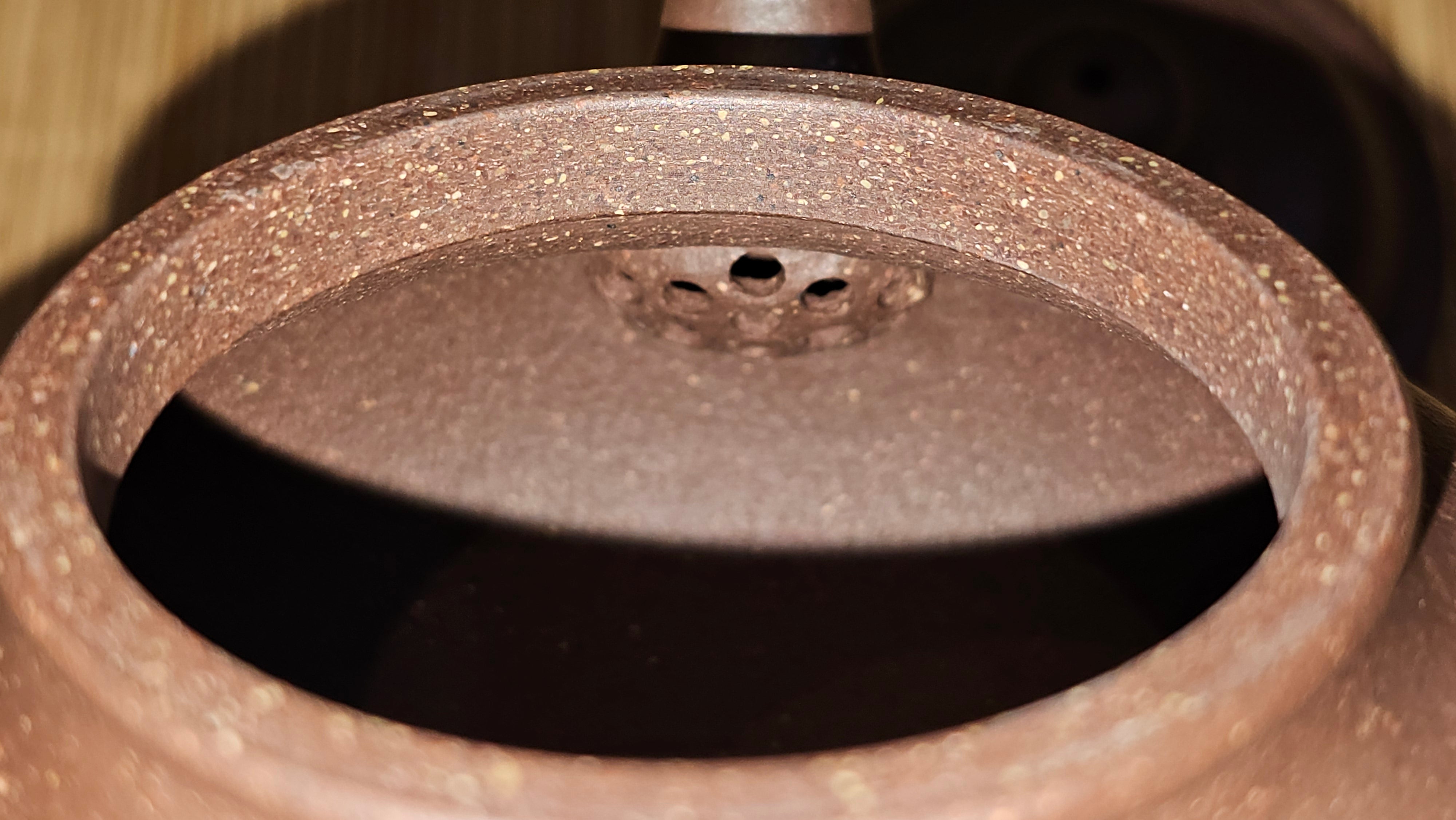 Rong Tian 容天, 248.3ml, Lao Zi Ni 老紫泥 (Particular High Graininess, and Low Sieve Count), by Craftsman Chen Fa Chu 陈法初 ~ Congratulations to Mr T.L., 1957hrs 16th Apr, Singapore 🇸🇬.