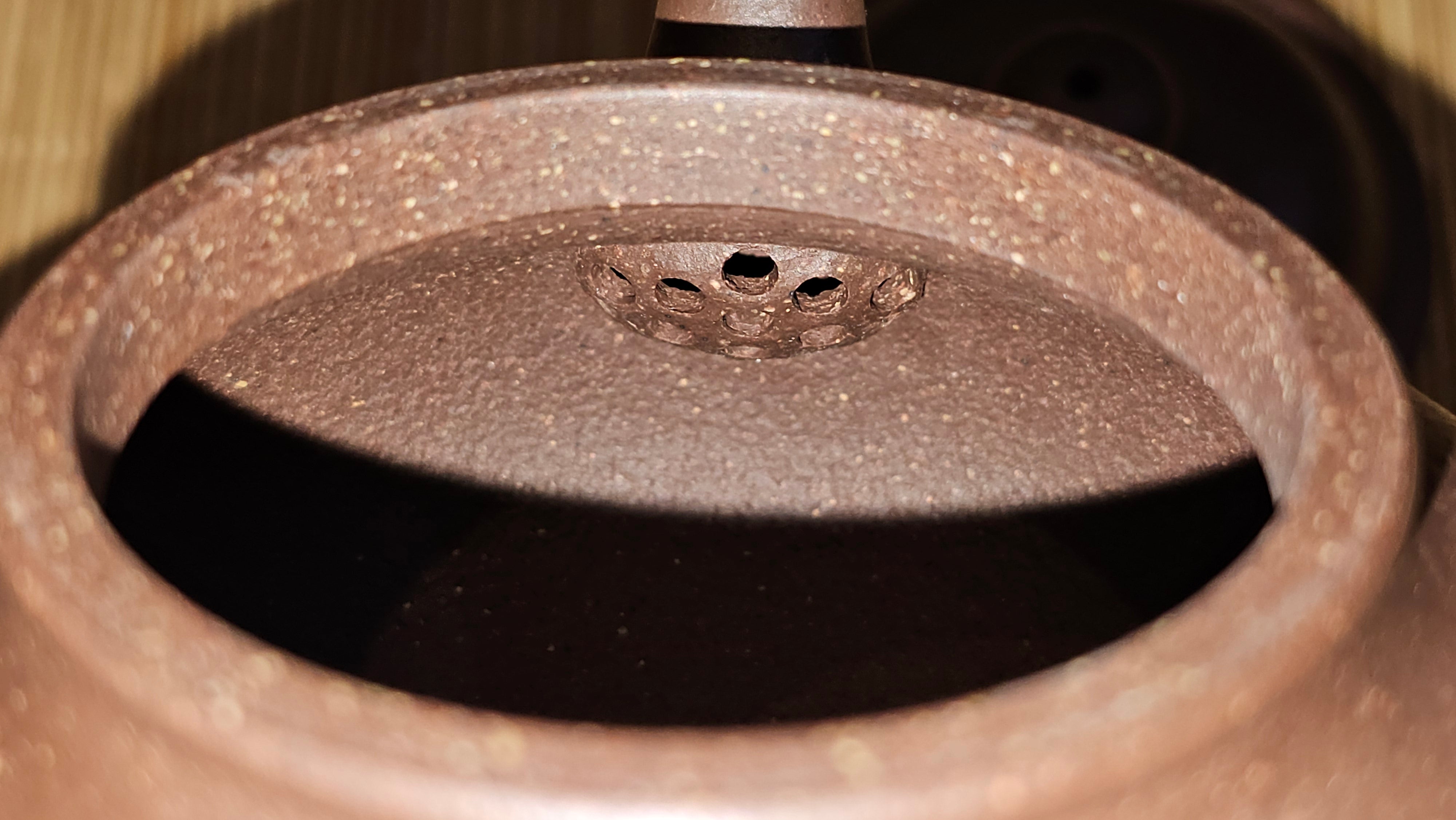 Rong Tian 容天, 248.3ml, Lao Zi Ni 老紫泥 (Particular High Graininess, and Low Sieve Count), by Craftsman Chen Fa Chu 陈法初 ~ Congratulations to Mr T.L., 1957hrs 16th Apr, Singapore 🇸🇬.