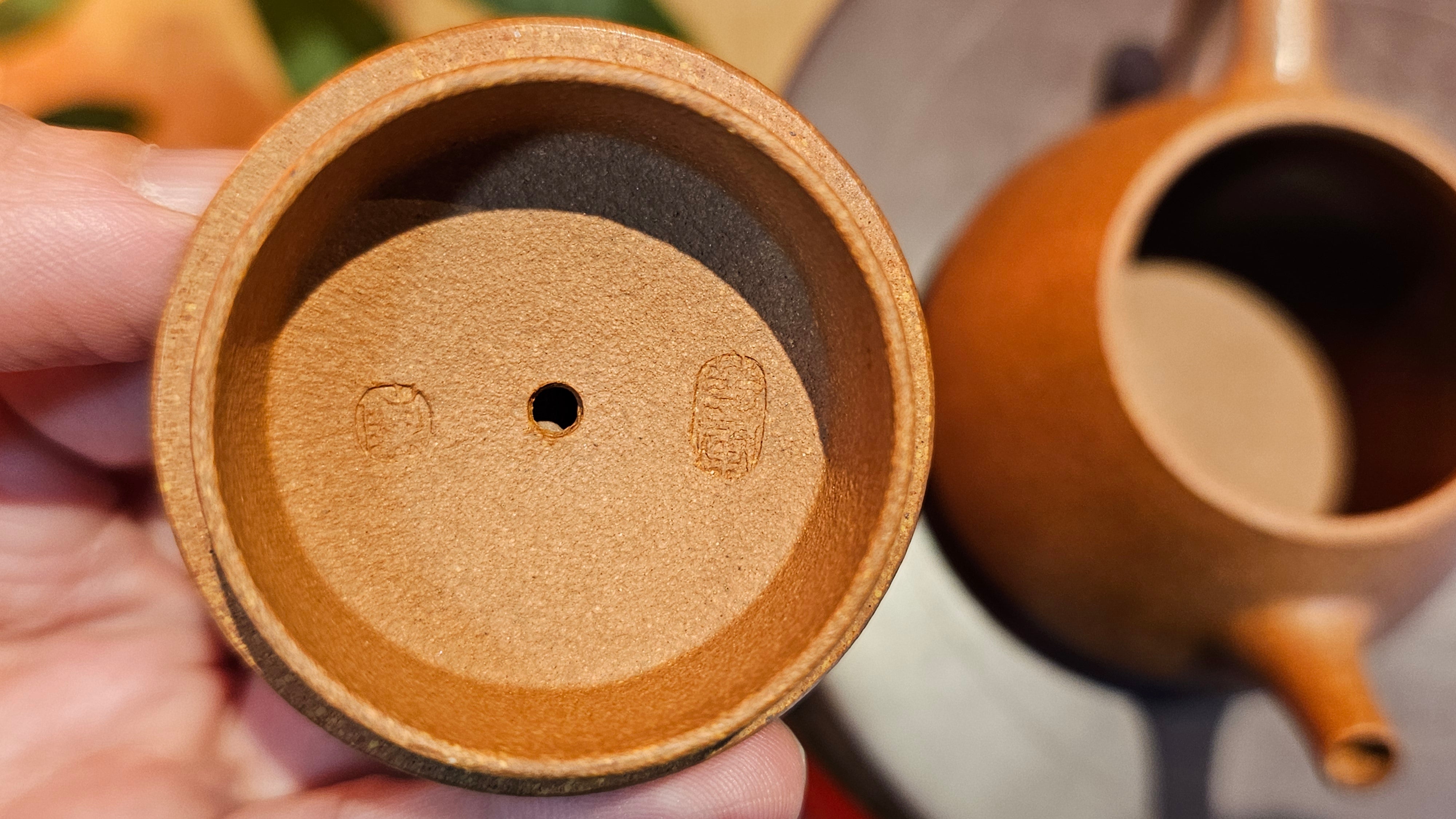 Shi Piao 石瓢 (Gao Shi Piao 高石瓢), 116.3ml, Huang Jiang Po Ni 黄降坡泥, by our Collaborative Craftsman Chen Hua Jun 陈华军 ~ Congratulations to Mr A.D.P, 2357hrs 6th May 2025, Leuven, Belgium 🇧🇪.