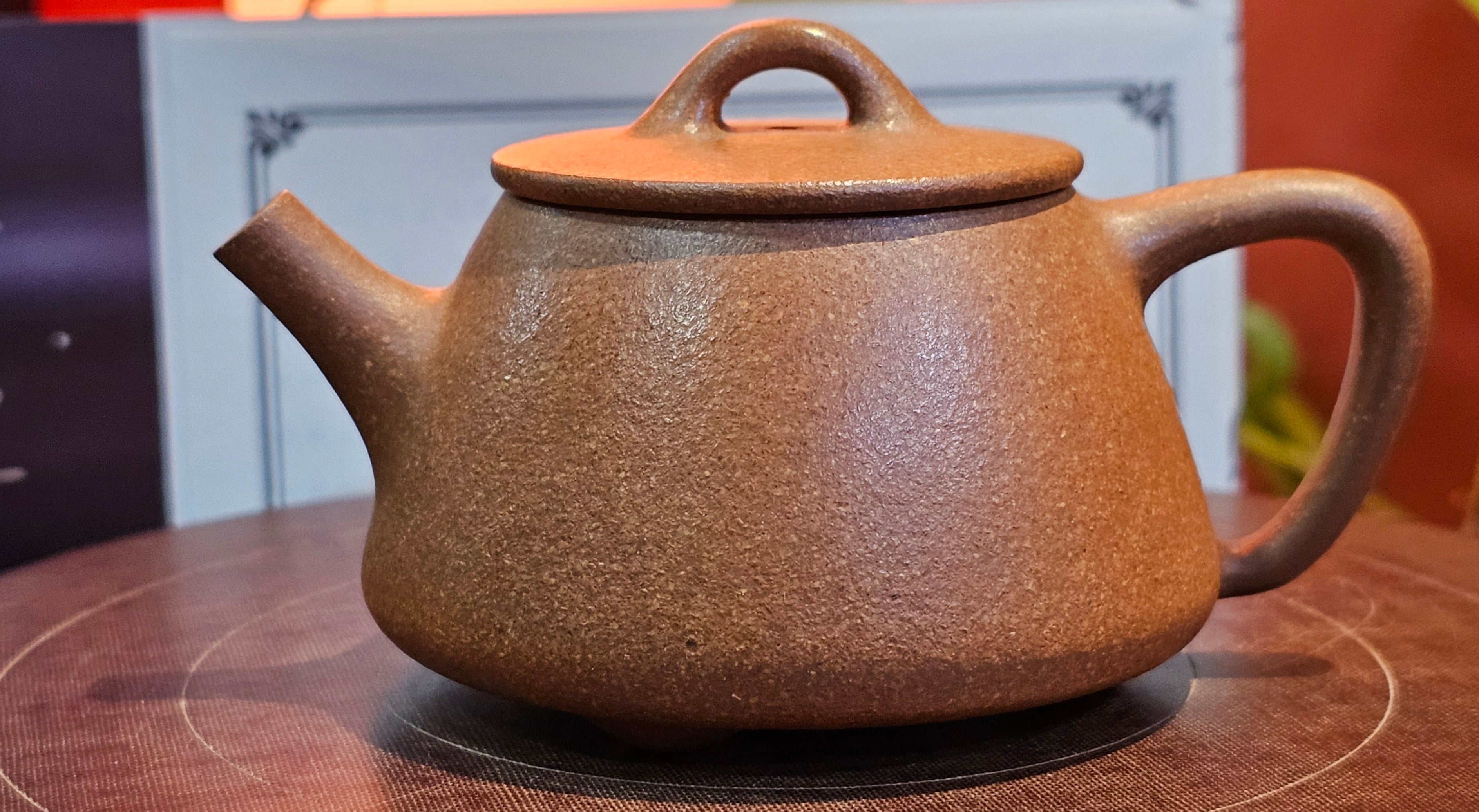 Shi Piao 石瓢 (Gao Shi Piao 高石瓢), 116.3ml, Huang Jiang Po Ni 黄降坡泥, by our Collaborative Craftsman Chen Hua Jun 陈华军 ~ Congratulations to Mr A.D.P, 2357hrs 6th May 2025, Leuven, Belgium 🇧🇪.