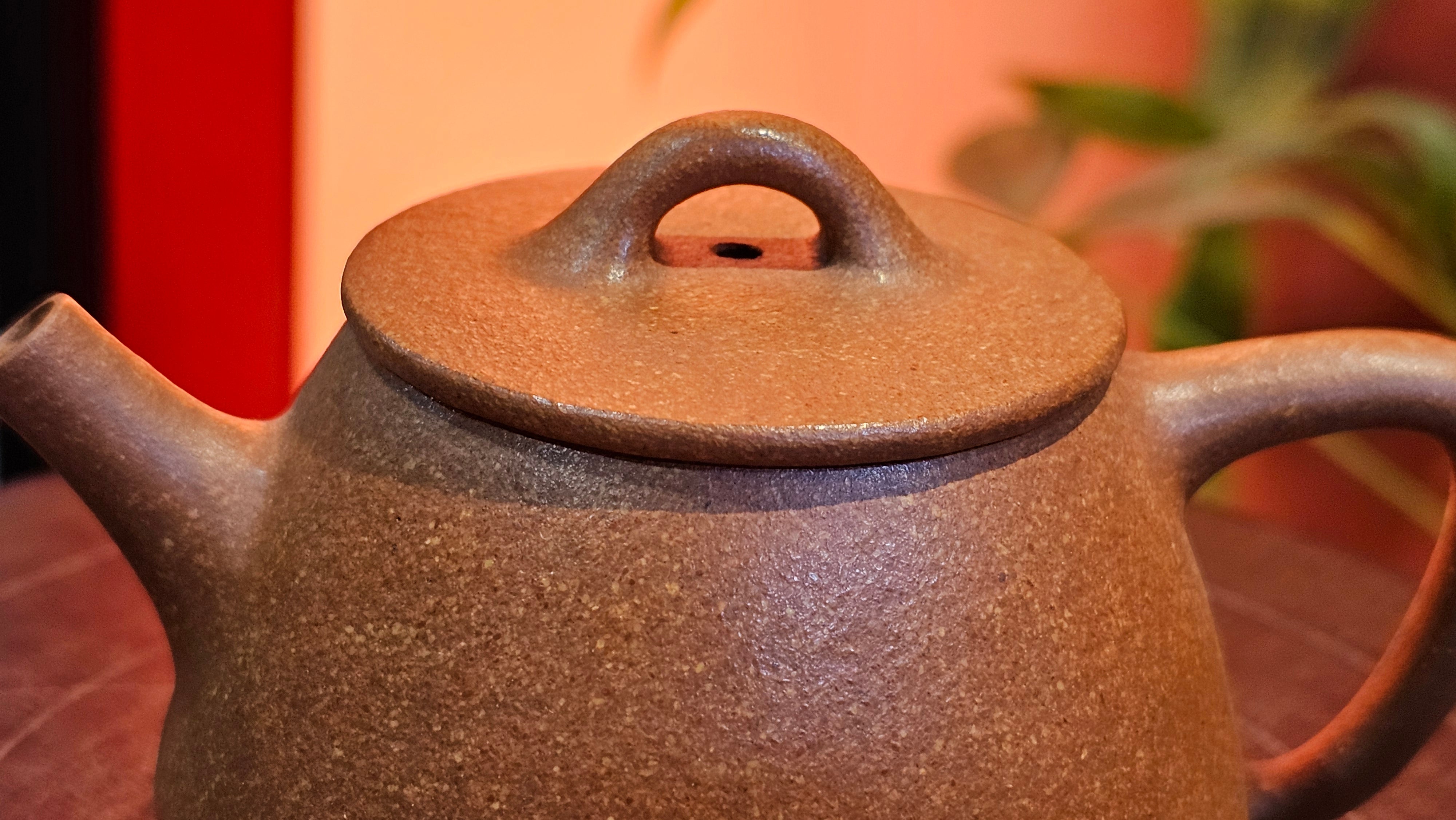 Shi Piao 石瓢 (Gao Shi Piao 高石瓢), 116.3ml, Huang Jiang Po Ni 黄降坡泥, by our Collaborative Craftsman Chen Hua Jun 陈华军 ~ Congratulations to Mr A.D.P, 2357hrs 6th May 2025, Leuven, Belgium 🇧🇪.