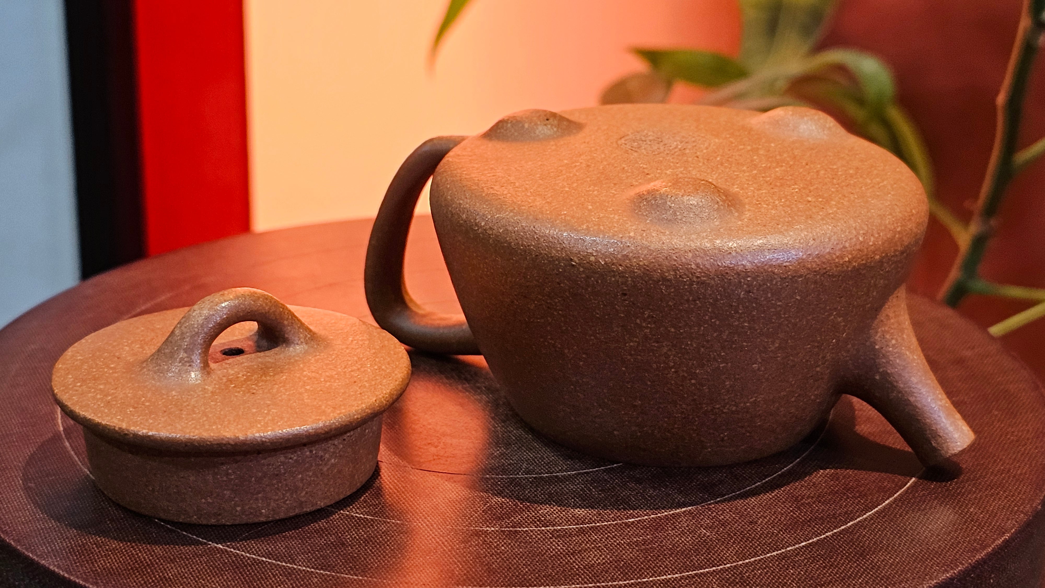 Shi Piao 石瓢 (Gao Shi Piao 高石瓢), 116.3ml, Huang Jiang Po Ni 黄降坡泥, by our Collaborative Craftsman Chen Hua Jun 陈华军 ~ Congratulations to Mr A.D.P, 2357hrs 6th May 2025, Leuven, Belgium 🇧🇪.