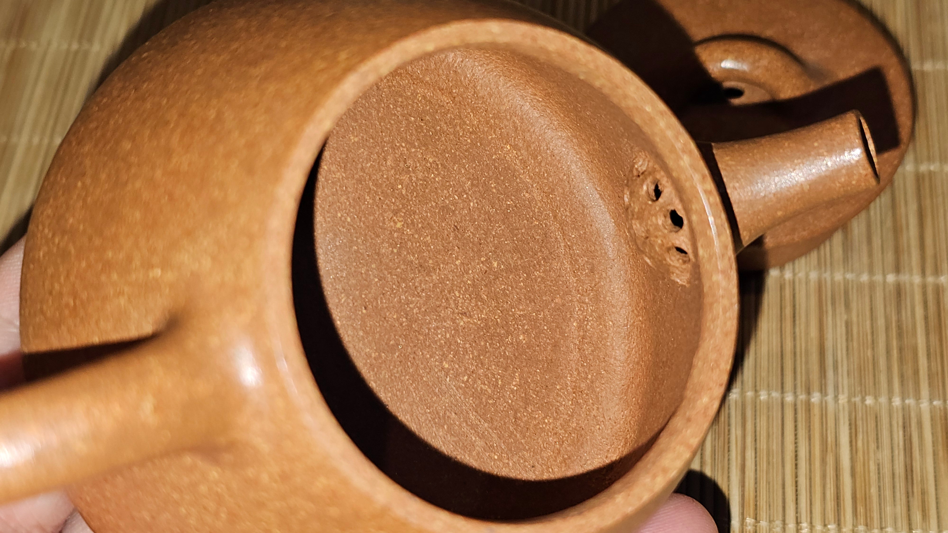 Shi Piao 石瓢 (Gao Shi Piao 高石瓢), 116.3ml, Huang Jiang Po Ni 黄降坡泥, by our Collaborative Craftsman Chen Hua Jun 陈华军 ~ Congratulations to Mr A.D.P, 2357hrs 6th May 2025, Leuven, Belgium 🇧🇪.