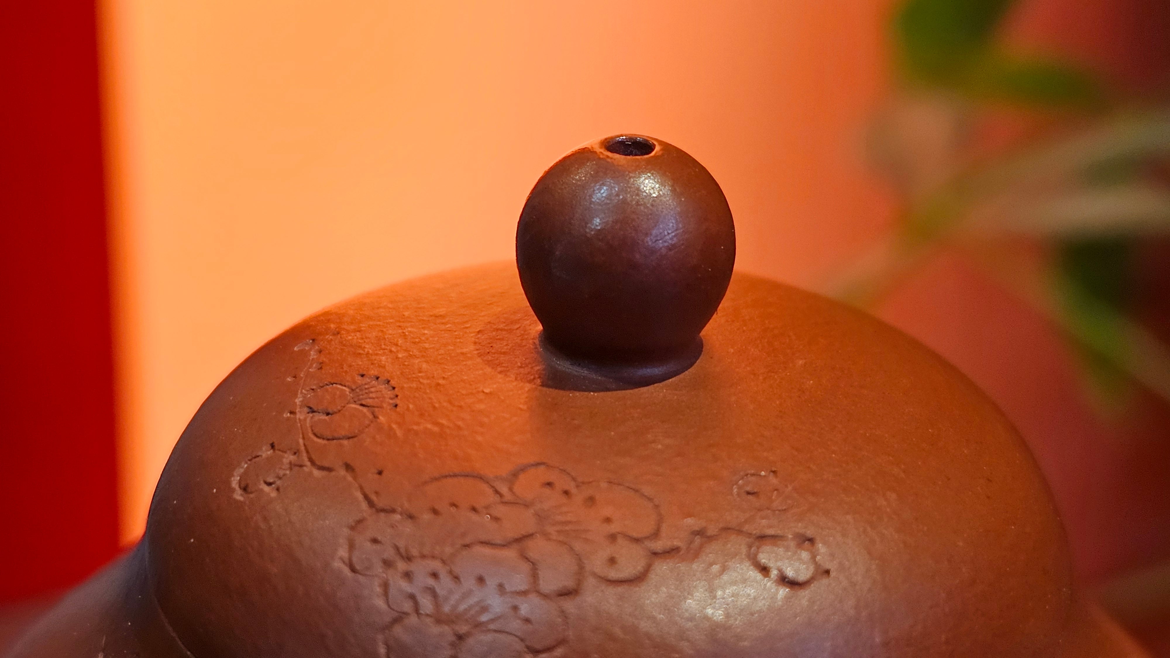 Li Xing 梨形, 171.5ml, Xiao Mei Yao Zhu Ni 小煤窑朱泥 by our Collaborative Craftsman Zhai Yi Yao 翟一耀。Plum Blossoms Engraving 梅花刻绘, 与 "暗香疏影" by Craftsman Yi De Shu 一德书。~ Congratulations to Mr E.P., 1826hrs 10th Apr, Holyoke, MA.