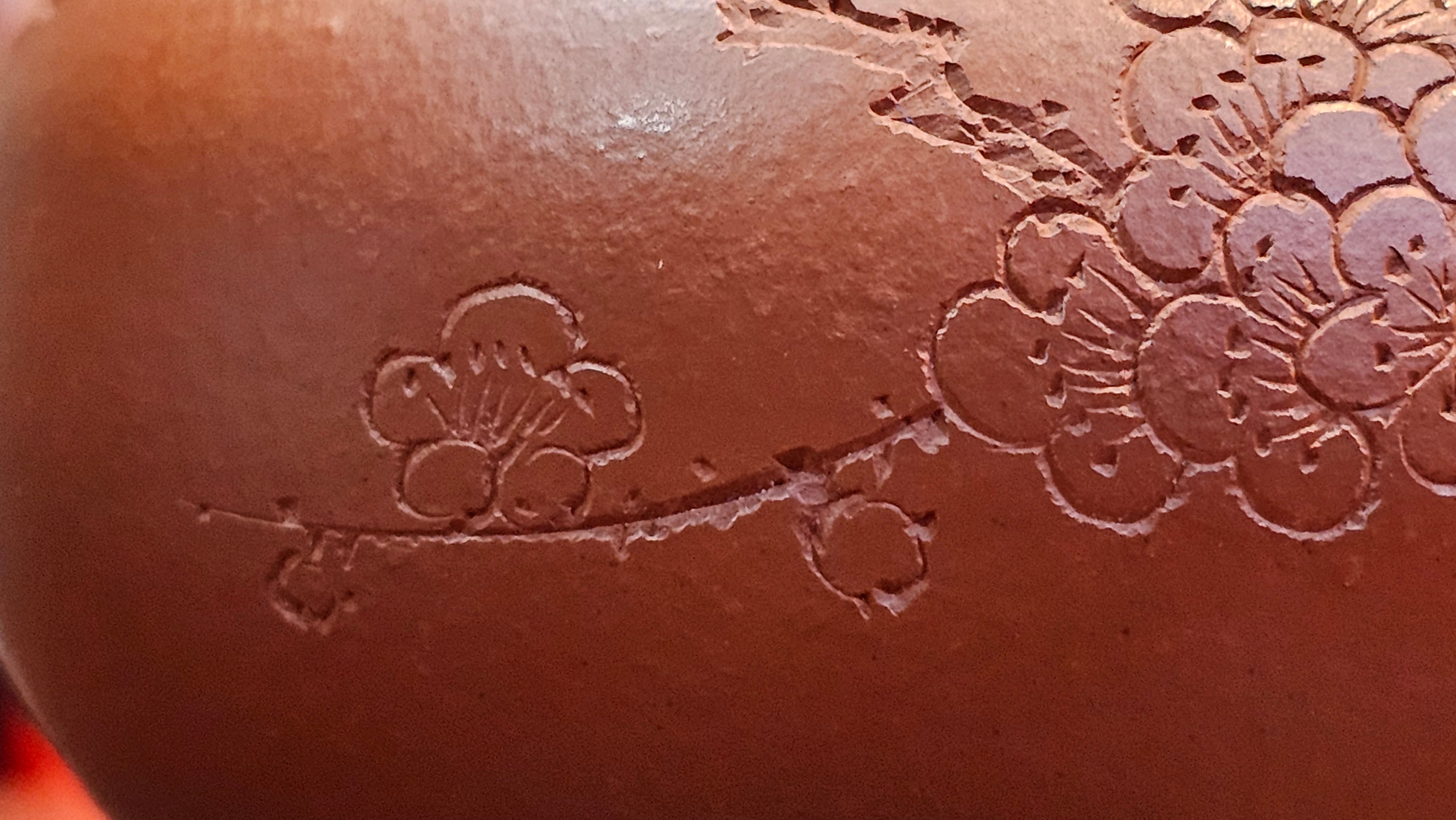 Li Xing 梨形, 171.5ml, Xiao Mei Yao Zhu Ni 小煤窑朱泥 by our Collaborative Craftsman Zhai Yi Yao 翟一耀。Plum Blossoms Engraving 梅花刻绘, 与 "暗香疏影" by Craftsman Yi De Shu 一德书。~ Congratulations to Mr E.P., 1826hrs 10th Apr, Holyoke, MA.