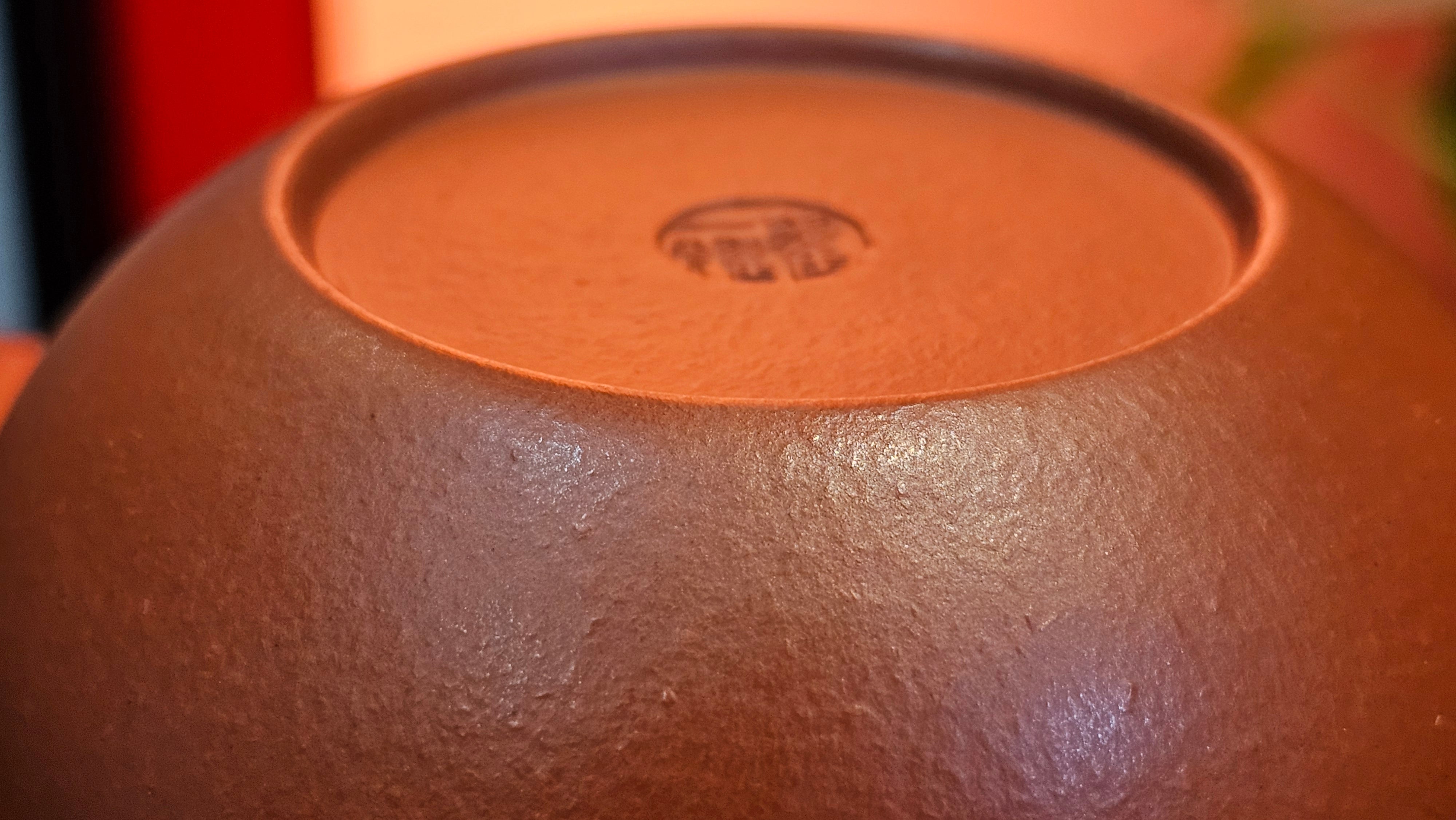 Li Xing 梨形, 171.5ml, Xiao Mei Yao Zhu Ni 小煤窑朱泥 by our Collaborative Craftsman Zhai Yi Yao 翟一耀。Plum Blossoms Engraving 梅花刻绘, 与 "暗香疏影" by Craftsman Yi De Shu 一德书。~ Congratulations to Mr E.P., 1826hrs 10th Apr, Holyoke, MA.