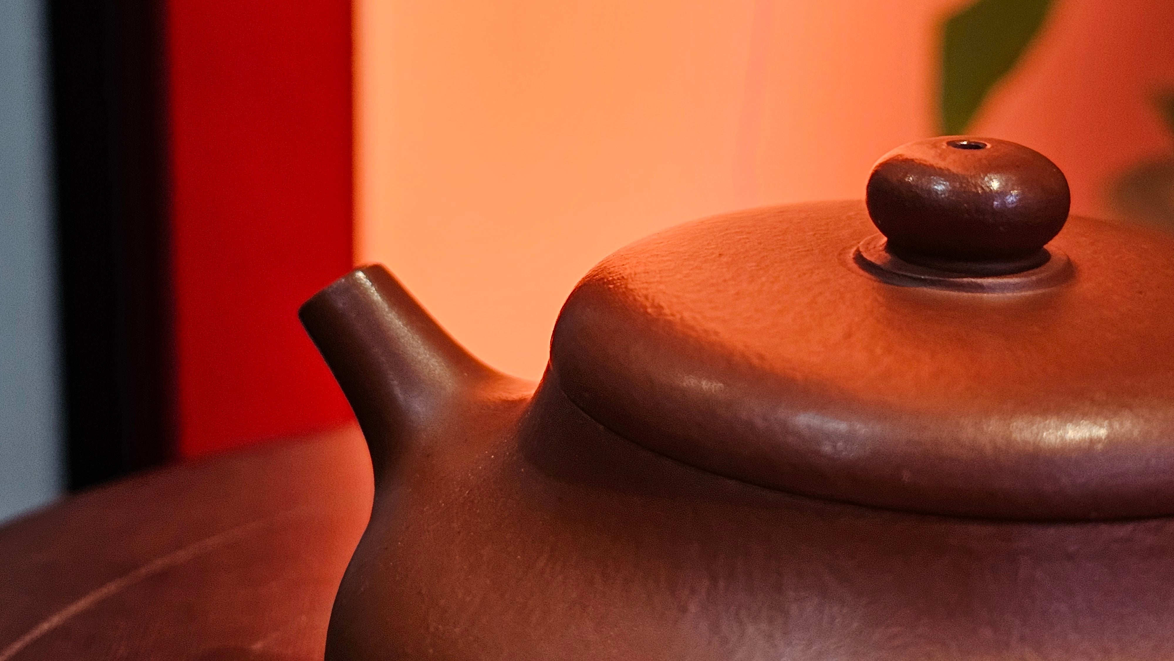 Jing Le 静乐 ~ "Quiet happiness", 99.6ml, Xiao Mei Yao Zhu Ni 小煤窑朱泥, by our Collaborative Craftsman Wang Xing 王兴 ~ Congratulations Ms C.C. 1803hrs 10th Apr, Cerritos, CA.