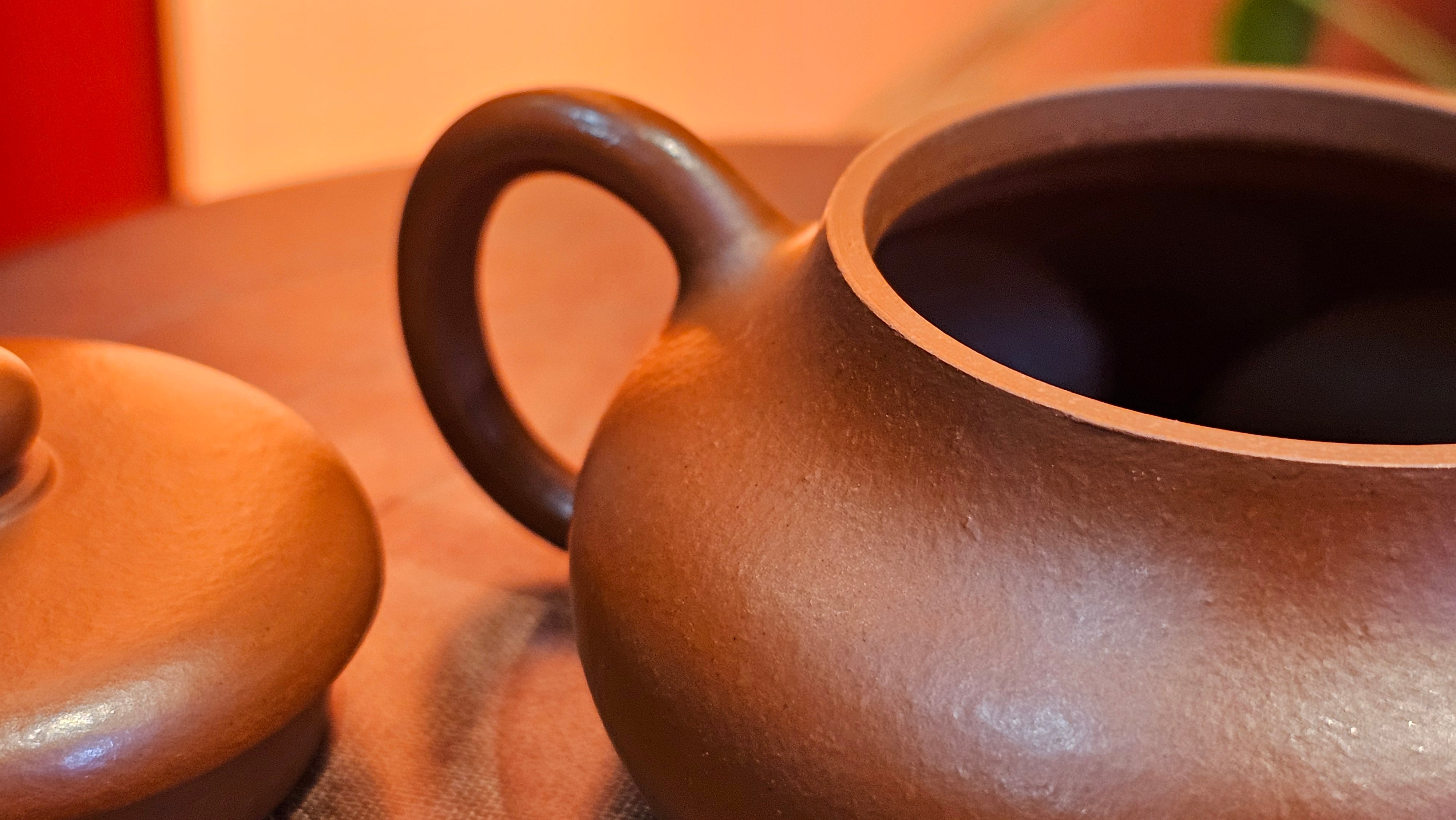 Jing Le 静乐 ~ "Quiet happiness", 99.6ml, Xiao Mei Yao Zhu Ni 小煤窑朱泥, by our Collaborative Craftsman Wang Xing 王兴 ~ Congratulations Ms C.C. 1803hrs 10th Apr, Cerritos, CA.