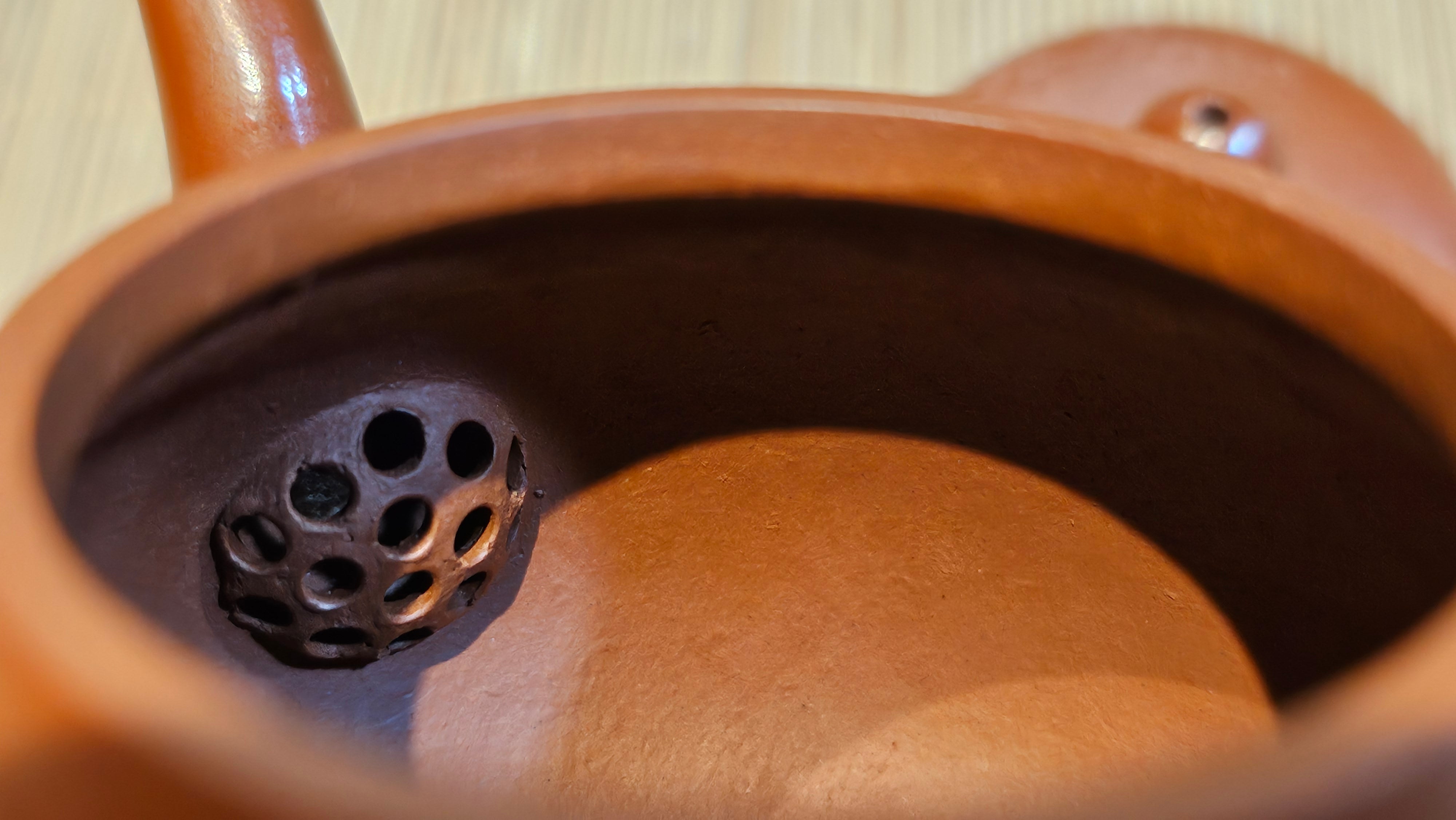 Li Xing 梨形, 171.5ml, Xiao Mei Yao Zhu Ni 小煤窑朱泥 by our Collaborative Craftsman Zhai Yi Yao 翟一耀。Plum Blossoms Engraving 梅花刻绘, 与 "暗香疏影" by Craftsman Yi De Shu 一德书。~ Congratulations to Mr E.P., 1826hrs 10th Apr, Holyoke, MA.