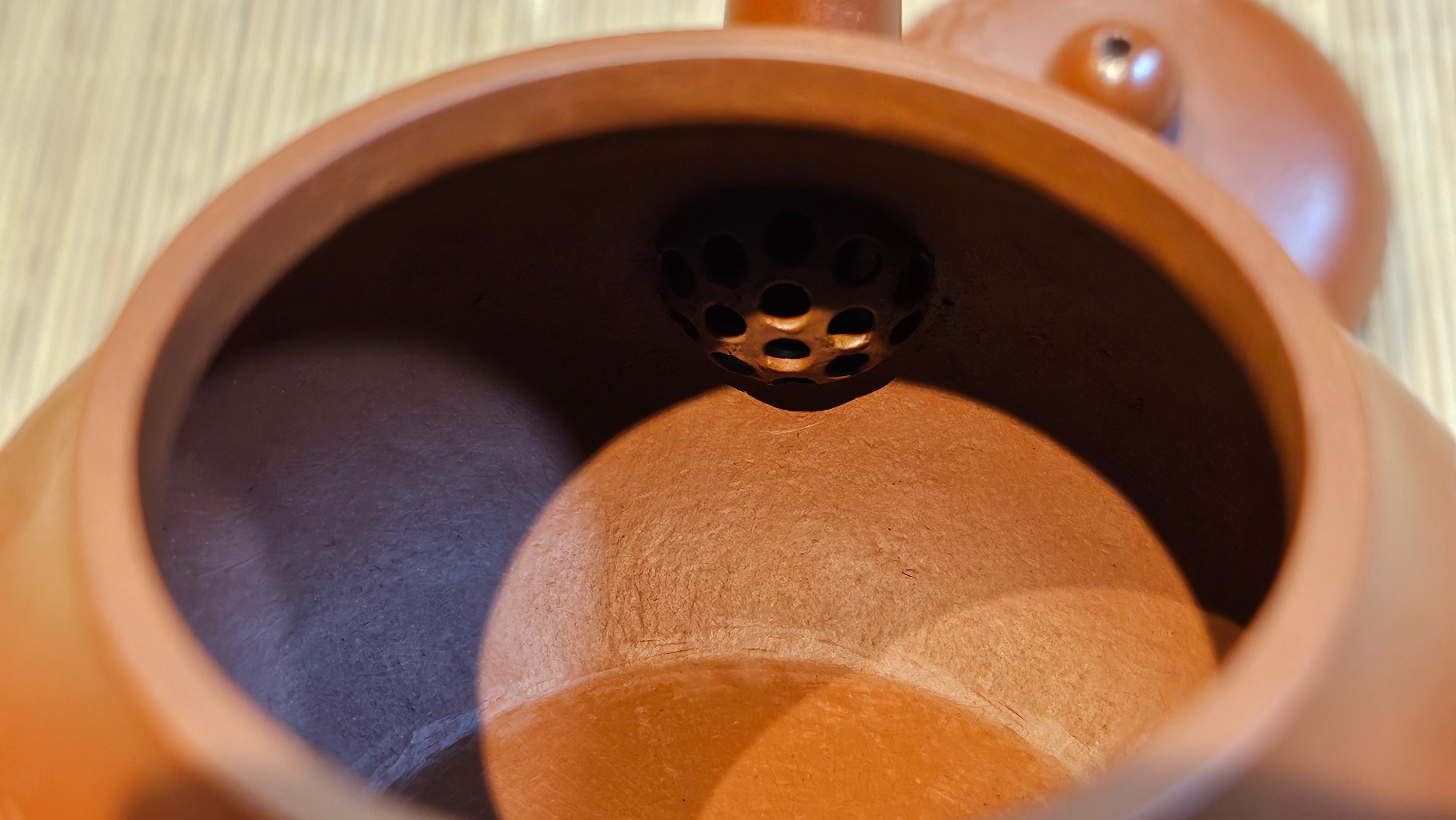 Li Xing 梨形, 171.5ml, Xiao Mei Yao Zhu Ni 小煤窑朱泥 by our Collaborative Craftsman Zhai Yi Yao 翟一耀。Plum Blossoms Engraving 梅花刻绘, 与 "暗香疏影" by Craftsman Yi De Shu 一德书。~ Congratulations to Mr E.P., 1826hrs 10th Apr, Holyoke, MA.