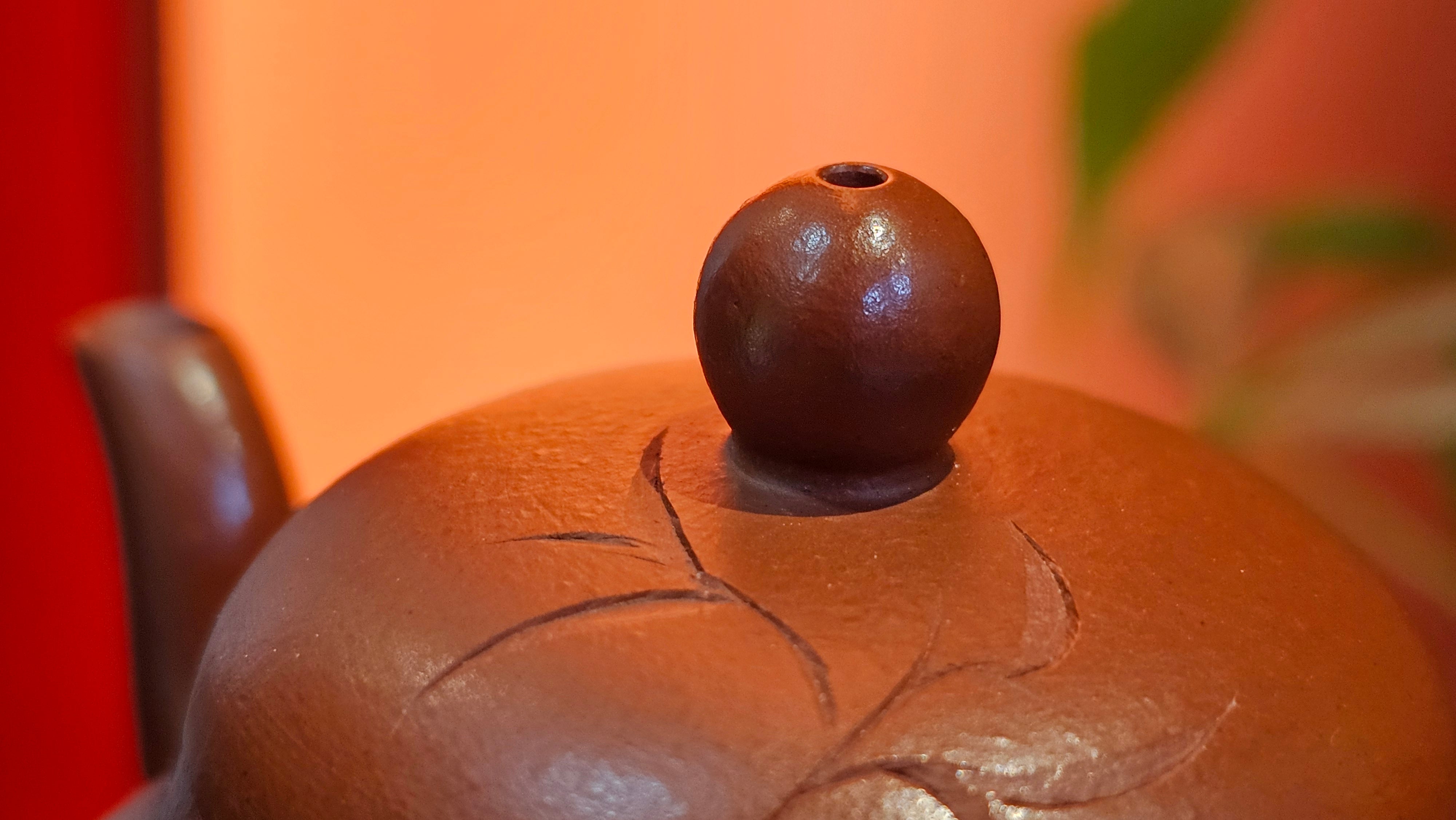 Li Xing 梨形, 166.5ml, Xiao Mei Yao Zhu Ni 小煤窑朱泥 by our Collaborative Craftsman Zhai Yi Yao 翟一耀。"竹韵茶香", 竹刻绘, Engraving of Bamboos and Calligraphy, by Craftsman Yi De Shu 一德书 ~ Congratulations to Mr R.V., 1054hrs 12th Apr, Garden Grove, CA.