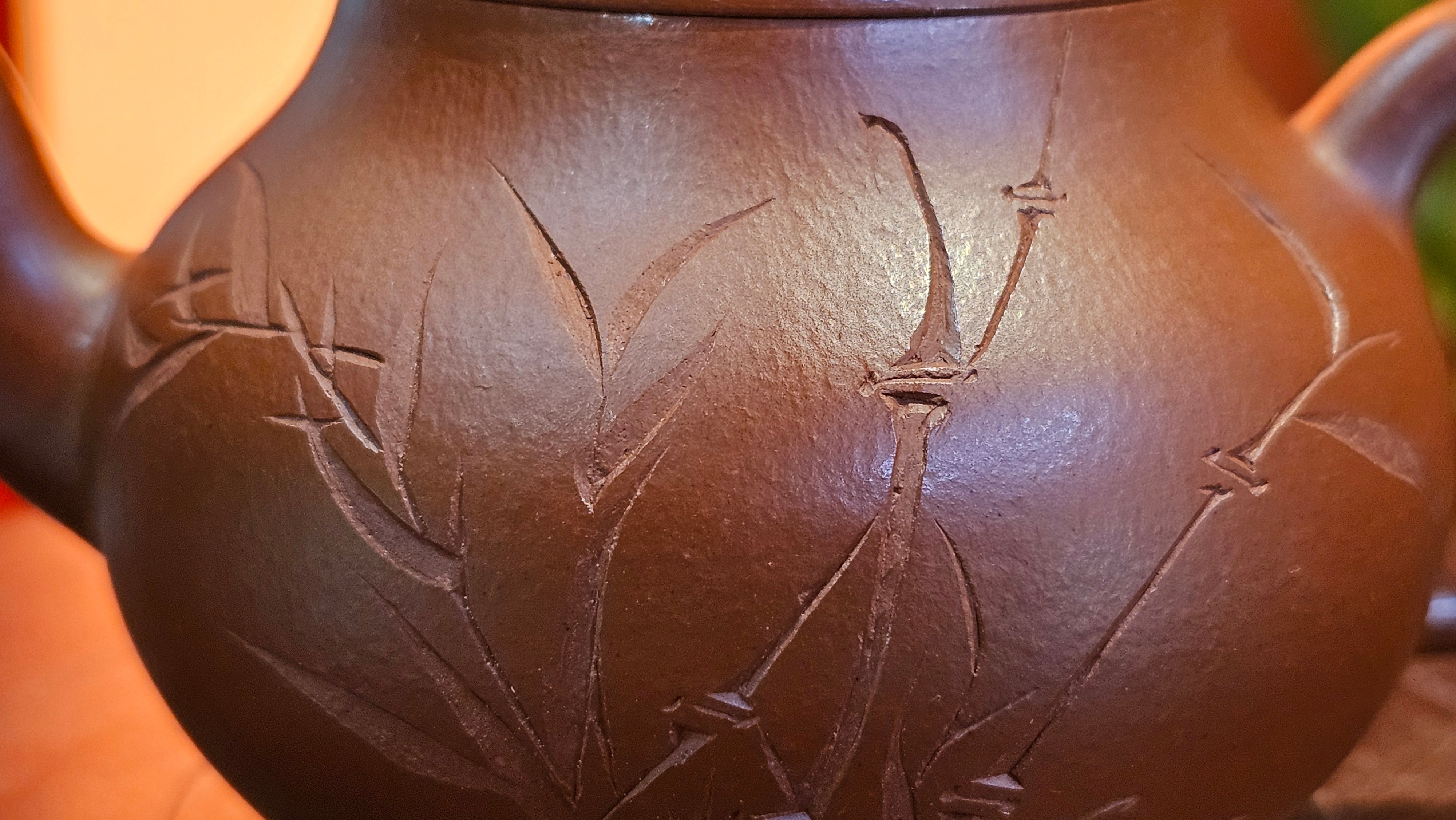 Li Xing 梨形, 166.5ml, Xiao Mei Yao Zhu Ni 小煤窑朱泥 by our Collaborative Craftsman Zhai Yi Yao 翟一耀。"竹韵茶香", 竹刻绘, Engraving of Bamboos and Calligraphy, by Craftsman Yi De Shu 一德书 ~ Congratulations to Mr R.V., 1054hrs 12th Apr, Garden Grove, CA.