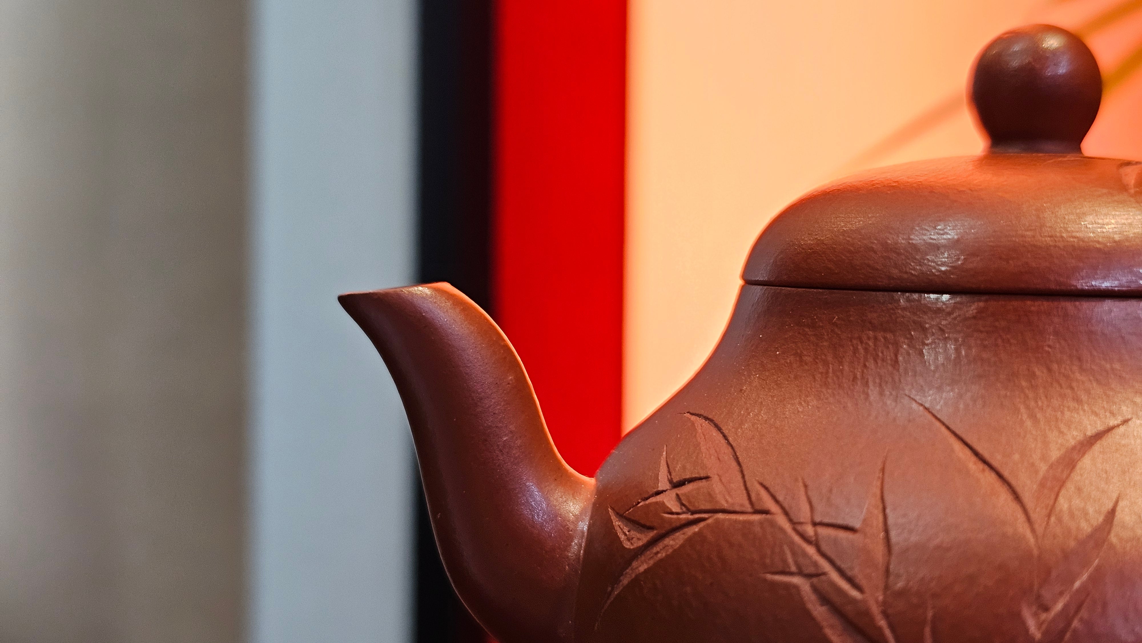 Li Xing 梨形, 166.5ml, Xiao Mei Yao Zhu Ni 小煤窑朱泥 by our Collaborative Craftsman Zhai Yi Yao 翟一耀。"竹韵茶香", 竹刻绘, Engraving of Bamboos and Calligraphy, by Craftsman Yi De Shu 一德书 ~ Congratulations to Mr R.V., 1054hrs 12th Apr, Garden Grove, CA.