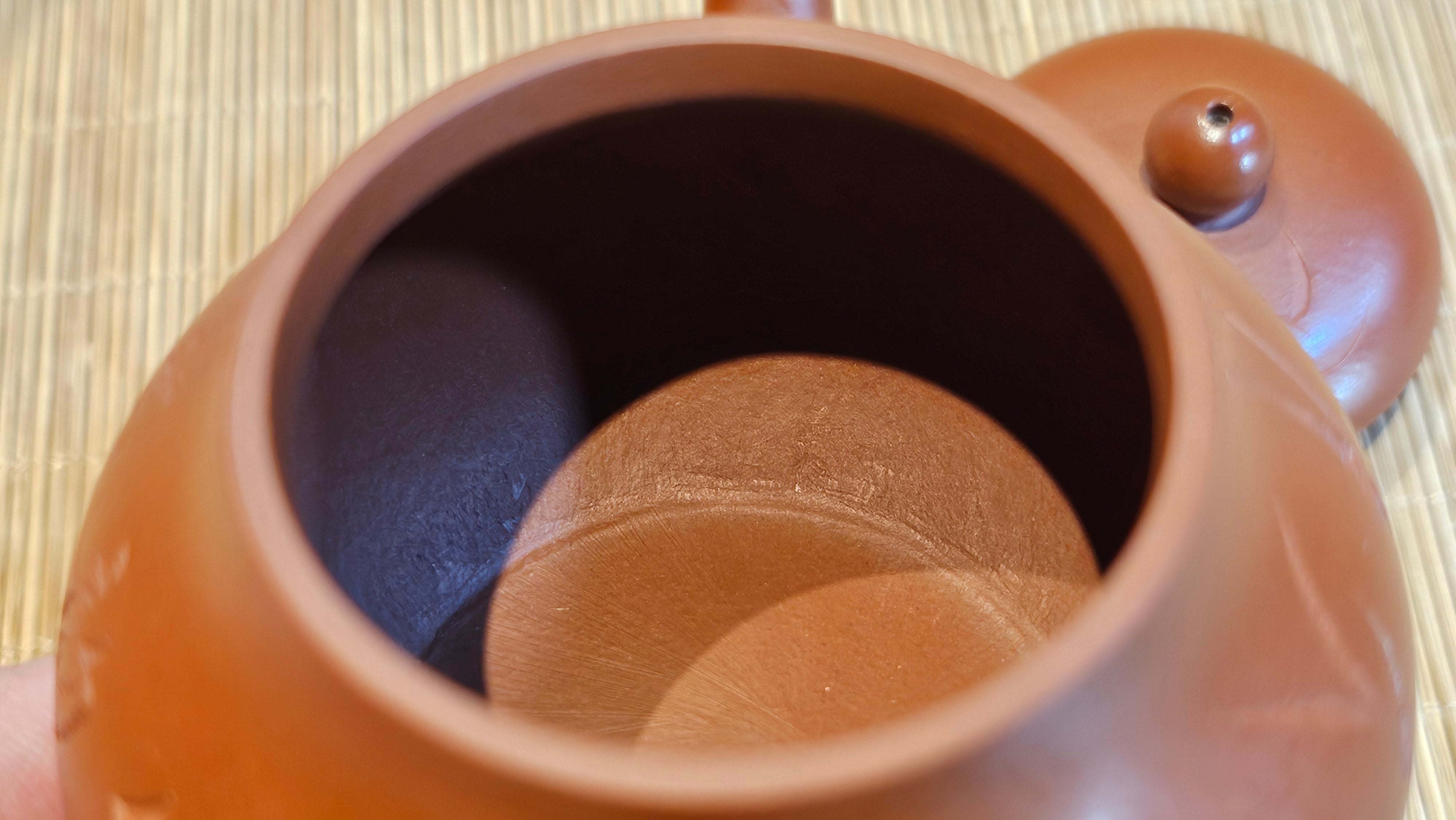 Li Xing 梨形, 166.5ml, Xiao Mei Yao Zhu Ni 小煤窑朱泥 by our Collaborative Craftsman Zhai Yi Yao 翟一耀。"竹韵茶香", 竹刻绘, Engraving of Bamboos and Calligraphy, by Craftsman Yi De Shu 一德书 ~ Congratulations to Mr R.V., 1054hrs 12th Apr, Garden Grove, CA.