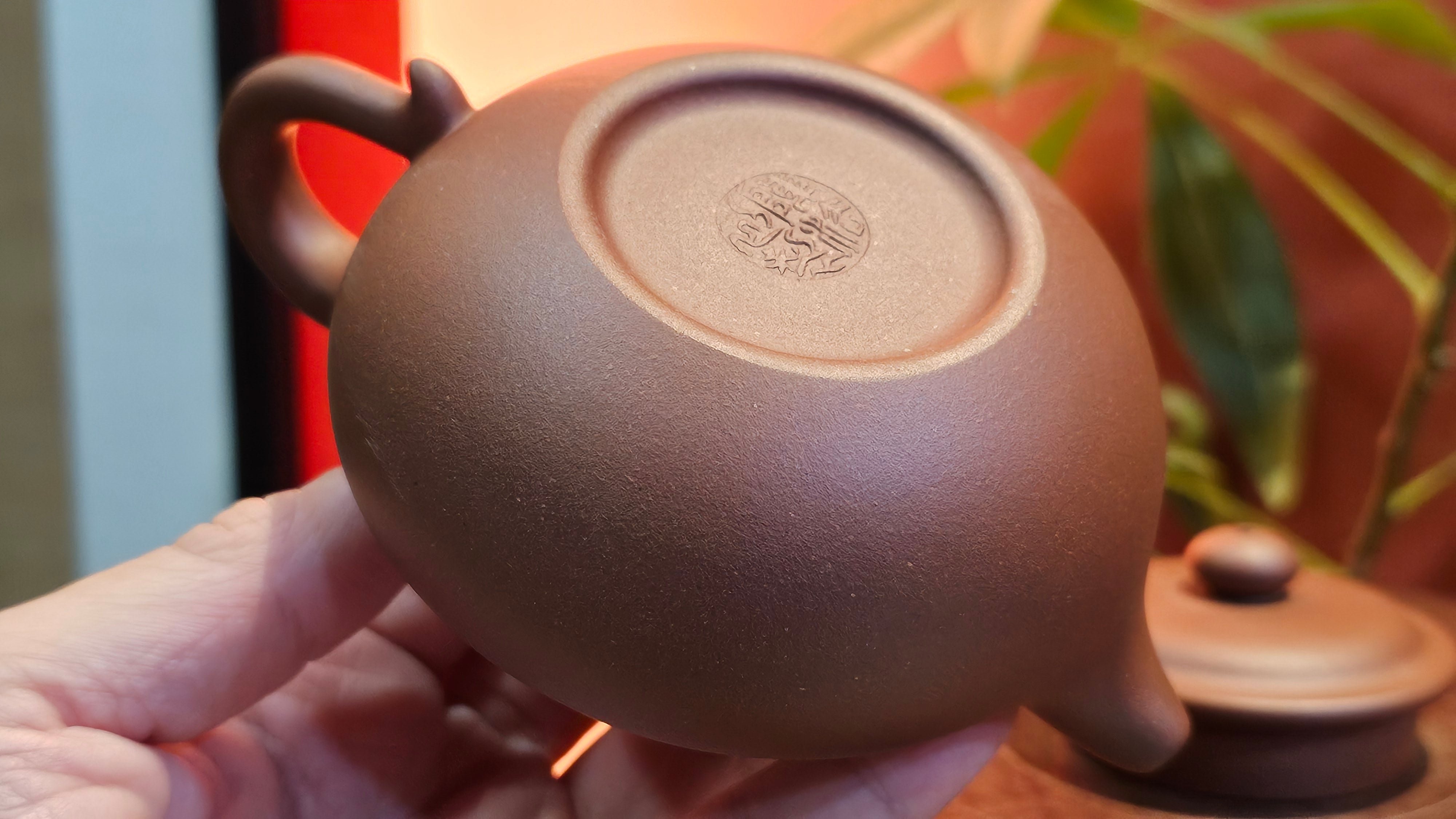 Fang Gu 仿古, 210.3ml, Di Cao Qing Zi Ni 底槽青紫泥, by our Collaborative Craftsman Chen Fa Chu 陈法初 ~ Congratulations to Mr T.B., 2112hrs, Los Angeles, CA.