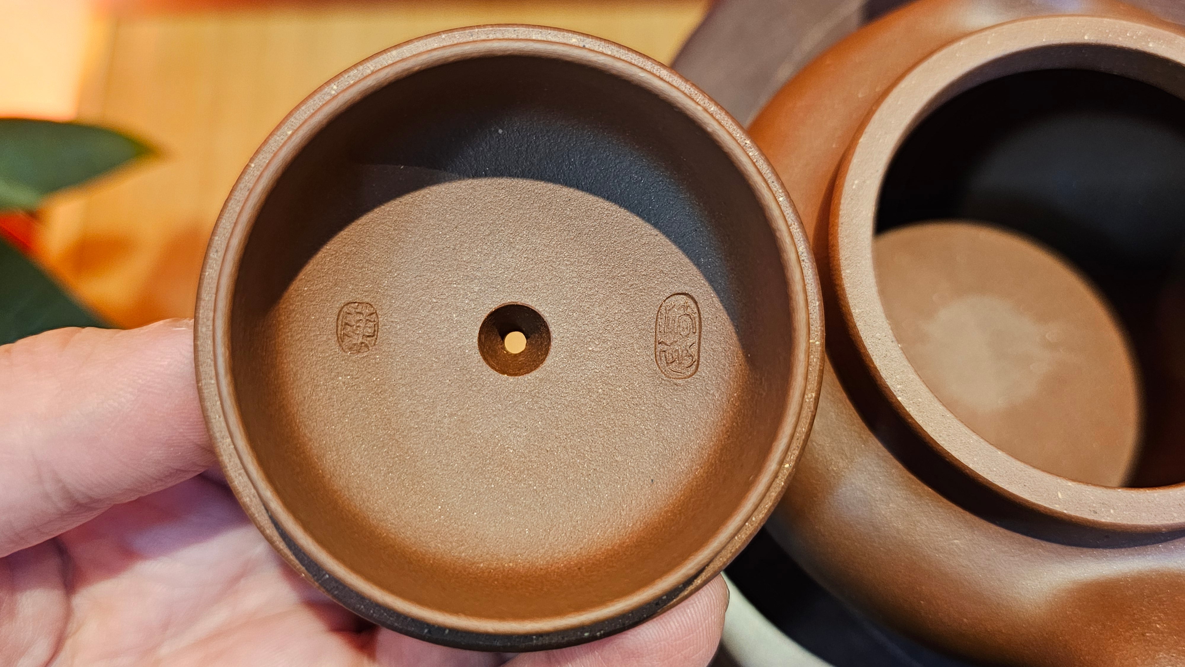 Fang Gu 仿古, 210.3ml, Di Cao Qing Zi Ni 底槽青紫泥, by our Collaborative Craftsman Chen Fa Chu 陈法初 ~ Congratulations to Mr T.B., 2112hrs, Los Angeles, CA.