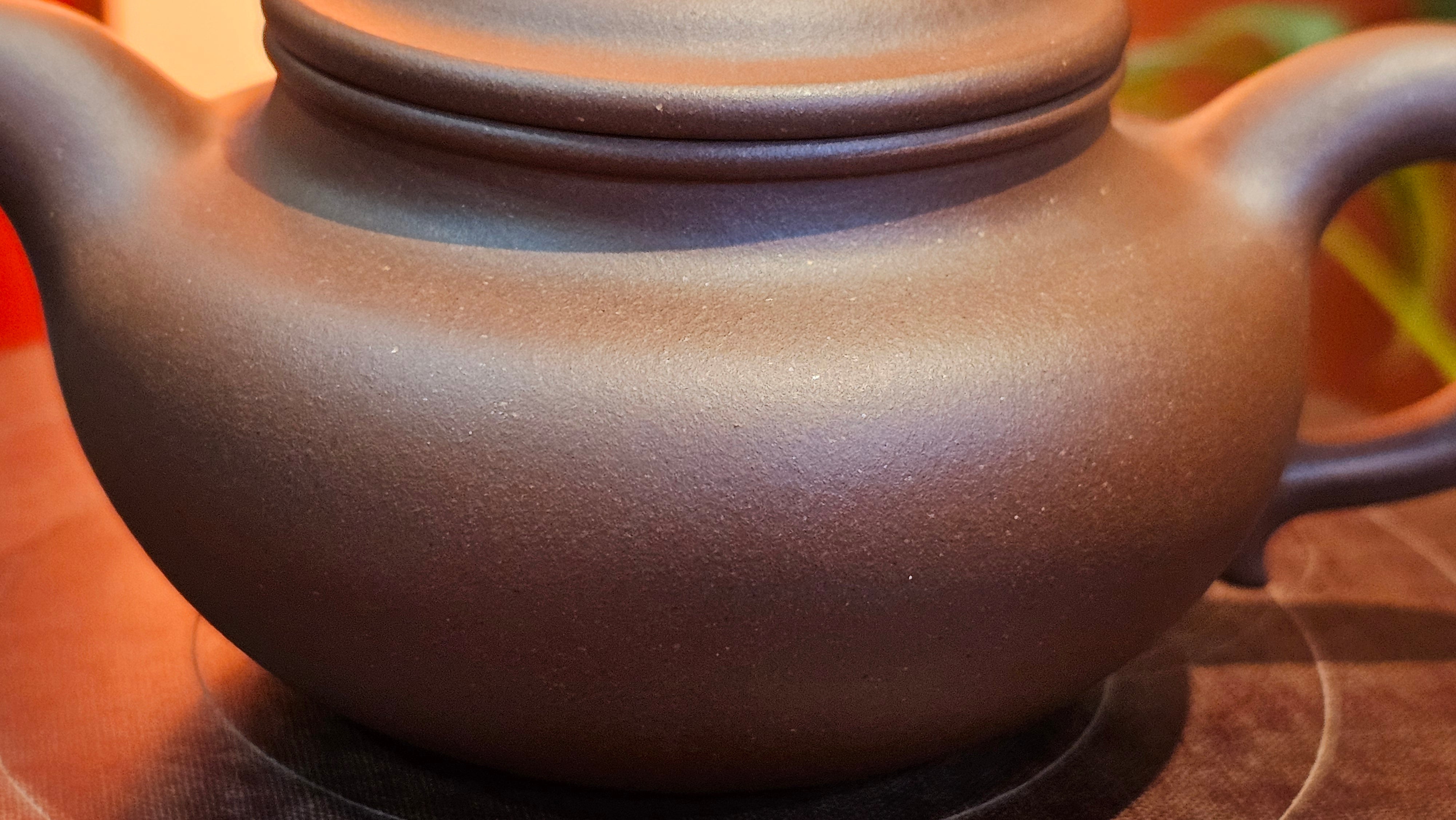 Fang Gu 仿古, 210.3ml, Di Cao Qing Zi Ni 底槽青紫泥, by our Collaborative Craftsman Chen Fa Chu 陈法初 ~ Congratulations to Mr T.B., 2112hrs, Los Angeles, CA.