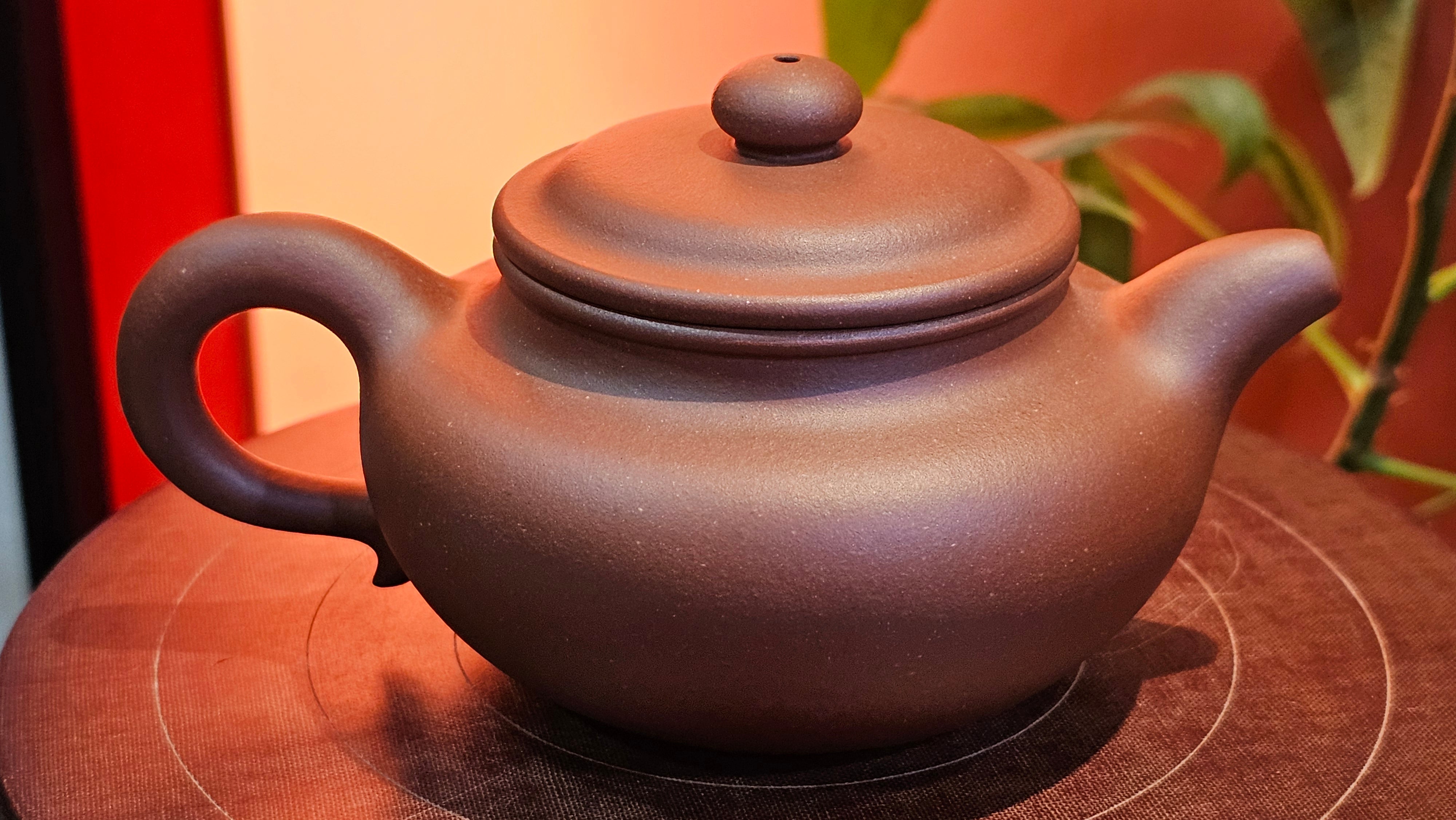 Fang Gu 仿古, 210.3ml, Di Cao Qing Zi Ni 底槽青紫泥, by our Collaborative Craftsman Chen Fa Chu 陈法初 ~ Congratulations to Mr T.B., 2112hrs, Los Angeles, CA.