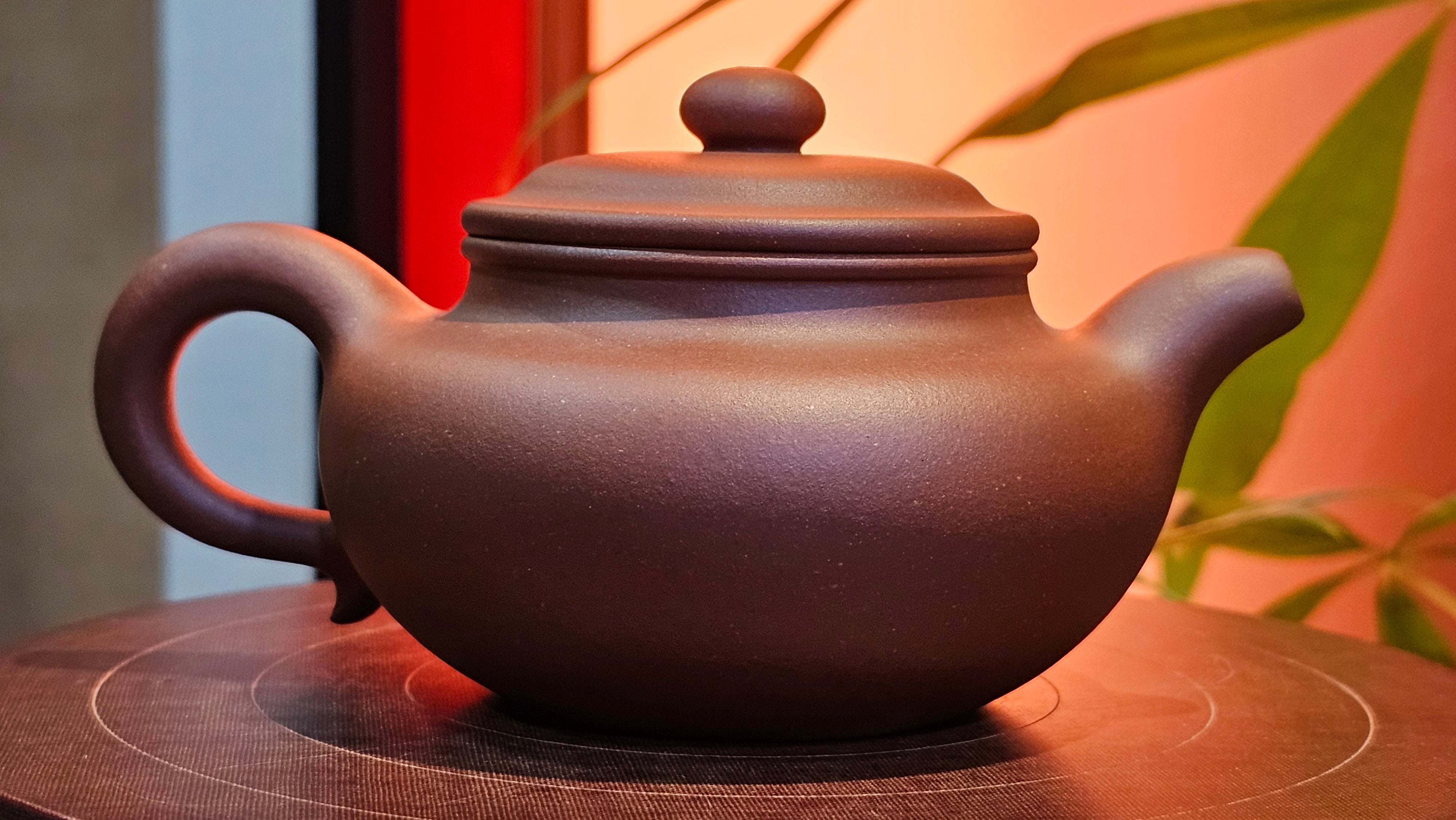 Fang Gu 仿古, 210.3ml, Di Cao Qing Zi Ni 底槽青紫泥, by our Collaborative Craftsman Chen Fa Chu 陈法初 ~ Congratulations to Mr T.B., 2112hrs, Los Angeles, CA.