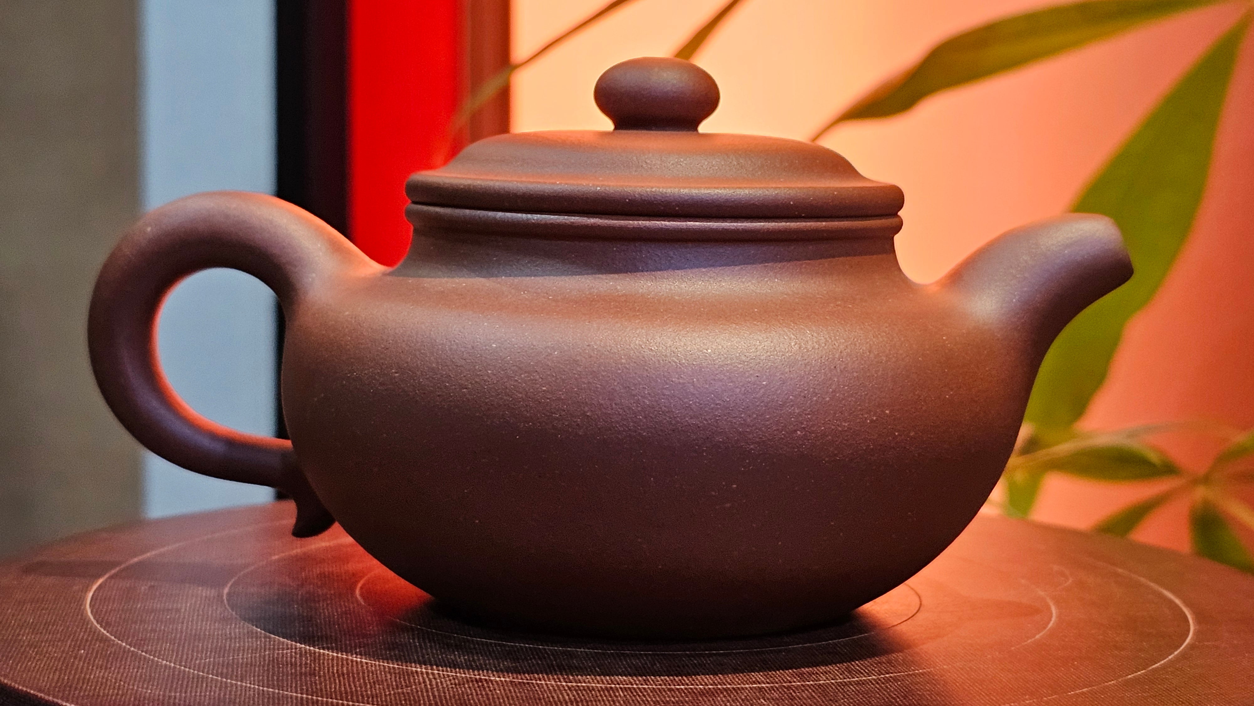 Fang Gu 仿古, 210.3ml, Di Cao Qing Zi Ni 底槽青紫泥, by our Collaborative Craftsman Chen Fa Chu 陈法初 ~ Congratulations to Mr T.B., 2112hrs, Los Angeles, CA.