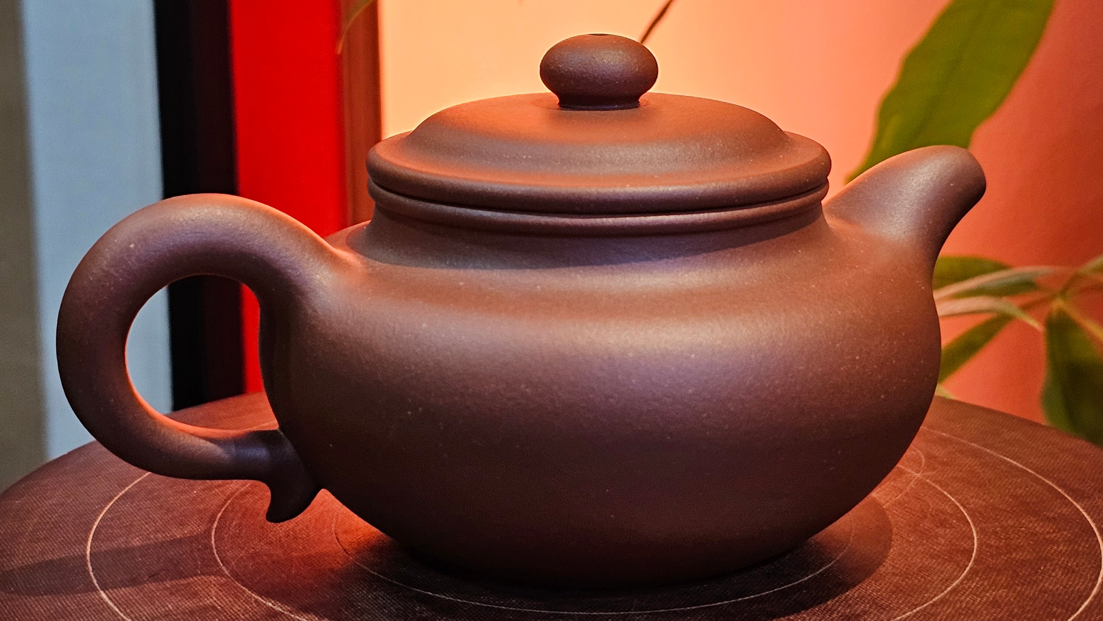 Fang Gu 仿古, 210.3ml, Di Cao Qing Zi Ni 底槽青紫泥, by our Collaborative Craftsman Chen Fa Chu 陈法初 ~ Congratulations to Mr T.B., 2112hrs, Los Angeles, CA.