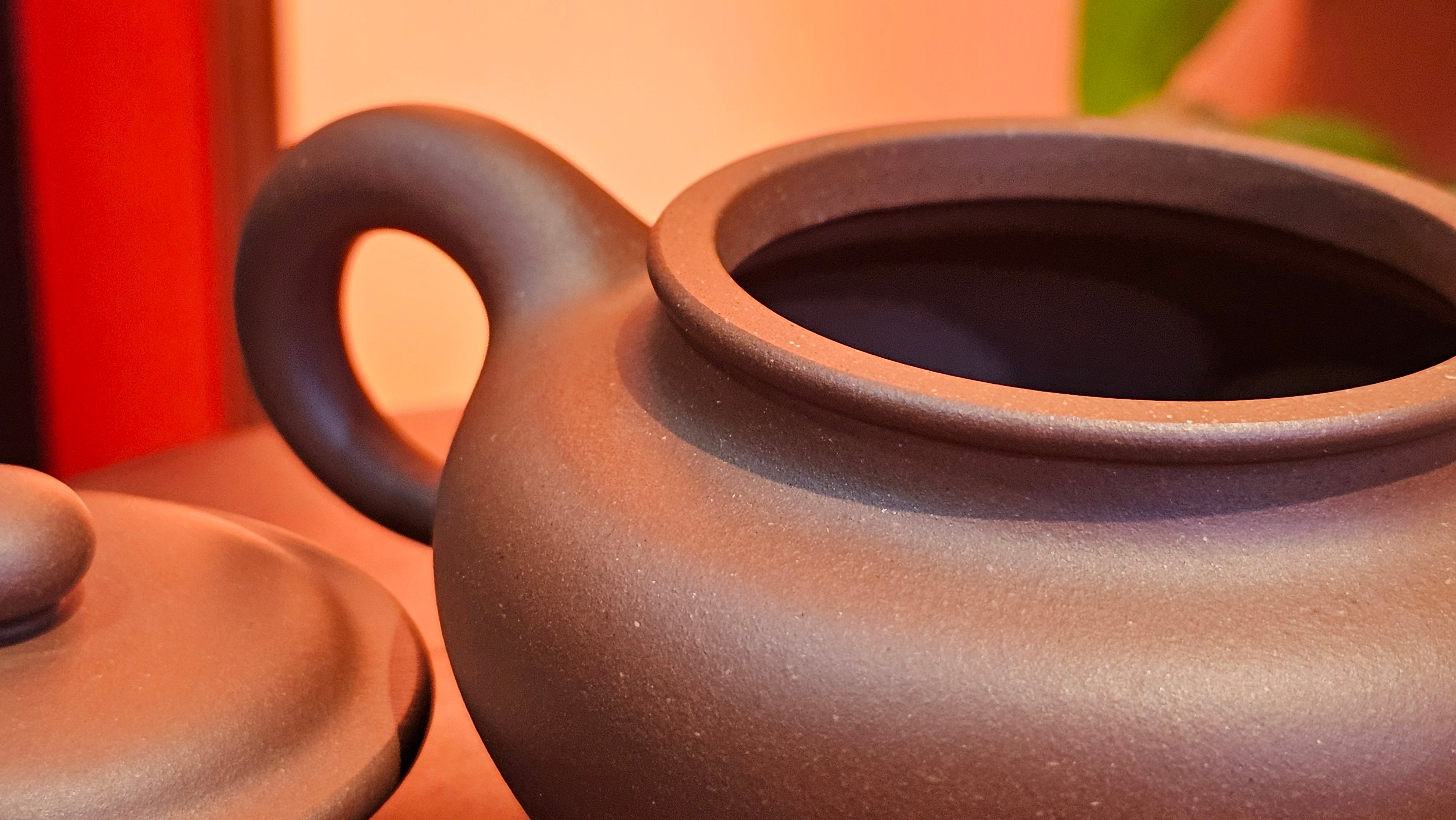 Fang Gu 仿古, 210.3ml, Di Cao Qing Zi Ni 底槽青紫泥, by our Collaborative Craftsman Chen Fa Chu 陈法初 ~ Congratulations to Mr T.B., 2112hrs, Los Angeles, CA.