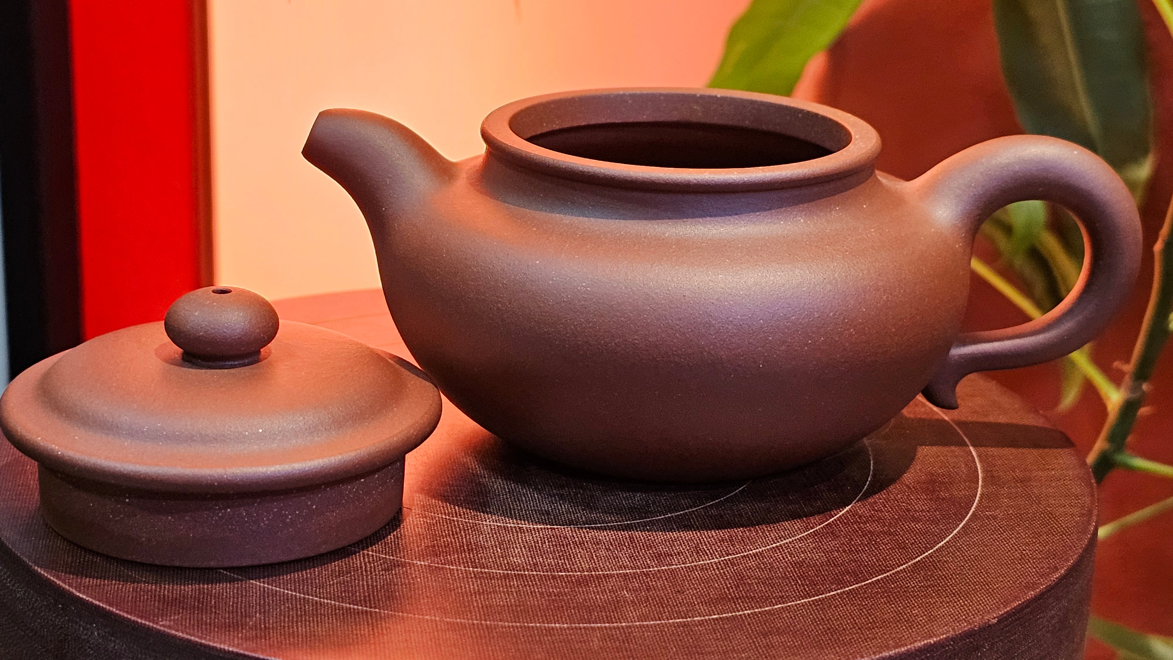 Fang Gu 仿古, 210.3ml, Di Cao Qing Zi Ni 底槽青紫泥, by our Collaborative Craftsman Chen Fa Chu 陈法初 ~ Congratulations to Mr T.B., 2112hrs, Los Angeles, CA.