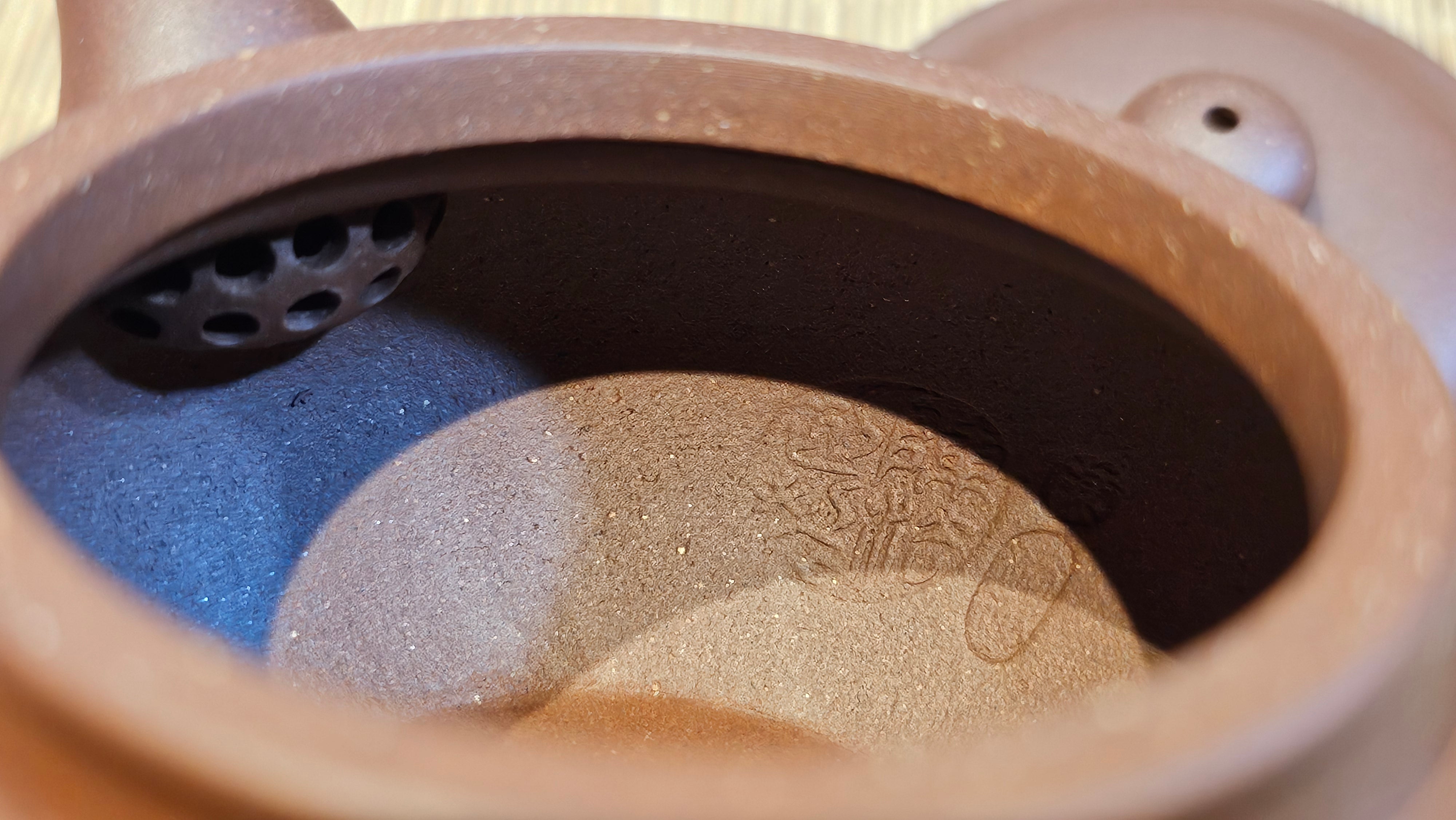 Fang Gu 仿古, 210.3ml, Di Cao Qing Zi Ni 底槽青紫泥, by our Collaborative Craftsman Chen Fa Chu 陈法初 ~ Congratulations to Mr T.B., 2112hrs, Los Angeles, CA.