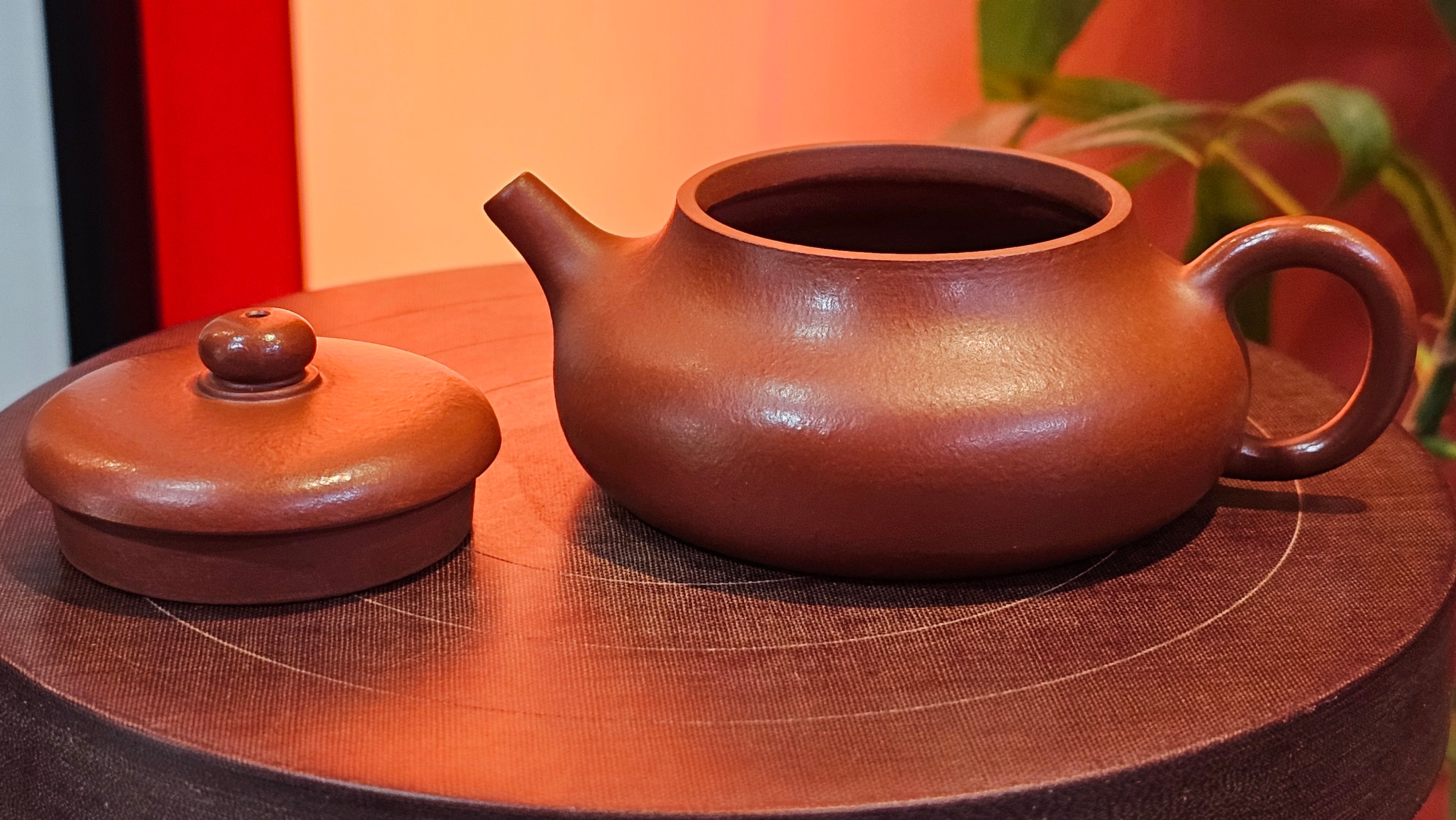 Jing Le 静乐 ~ "Quiet happiness", 102.6ml, Xiao Mei Yao Zhu Ni 小煤窑朱泥, by our Collaborative Craftsman Wang Xing 王兴 ~ Congratulations to Mr K.D., 0048hrs 14th Apr, San Jose, CA.