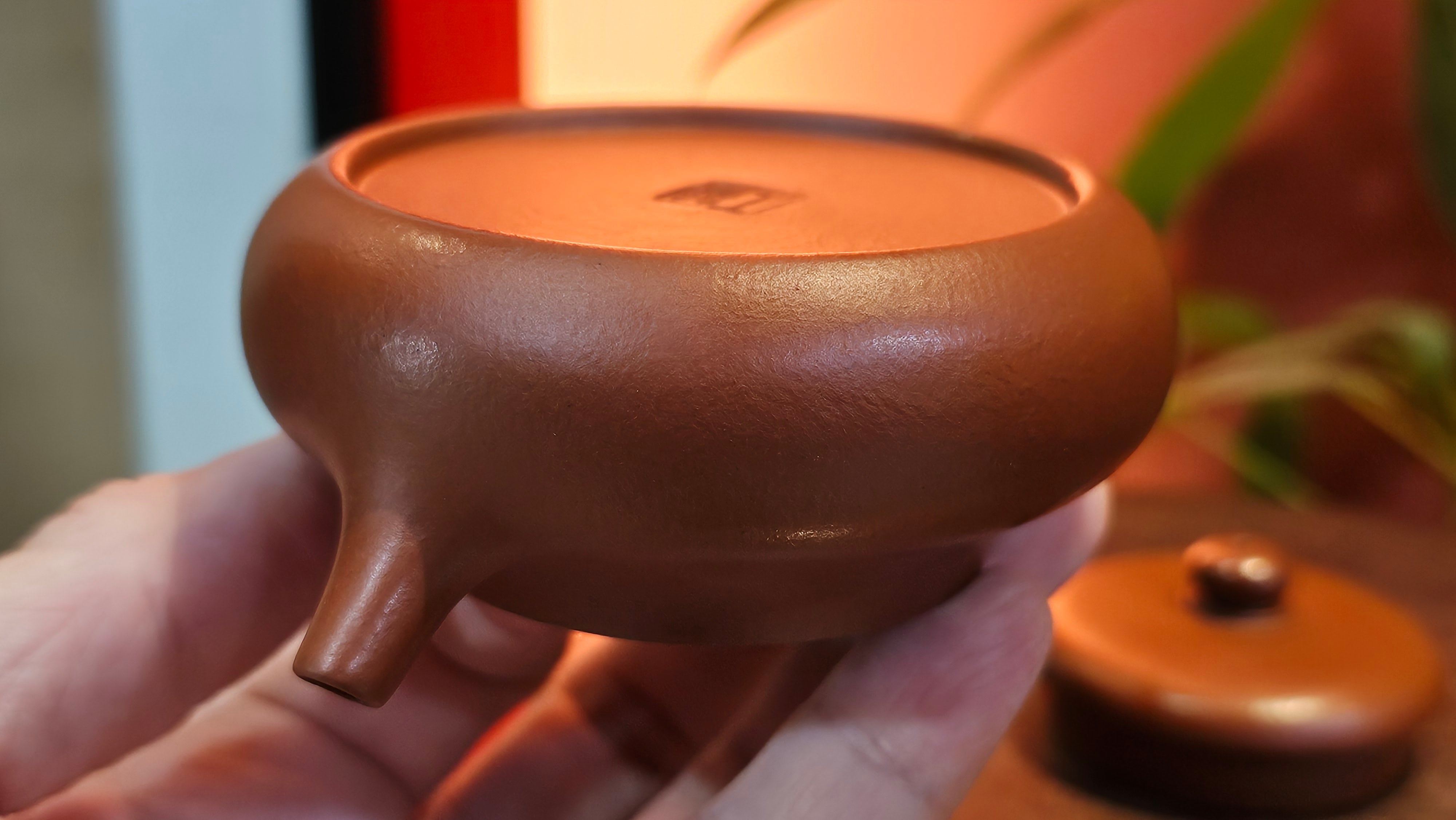 Jing Le 静乐 ~ "Quiet happiness", 102.6ml, Xiao Mei Yao Zhu Ni 小煤窑朱泥, by our Collaborative Craftsman Wang Xing 王兴 ~ Congratulations to Mr K.D., 0048hrs 14th Apr, San Jose, CA.