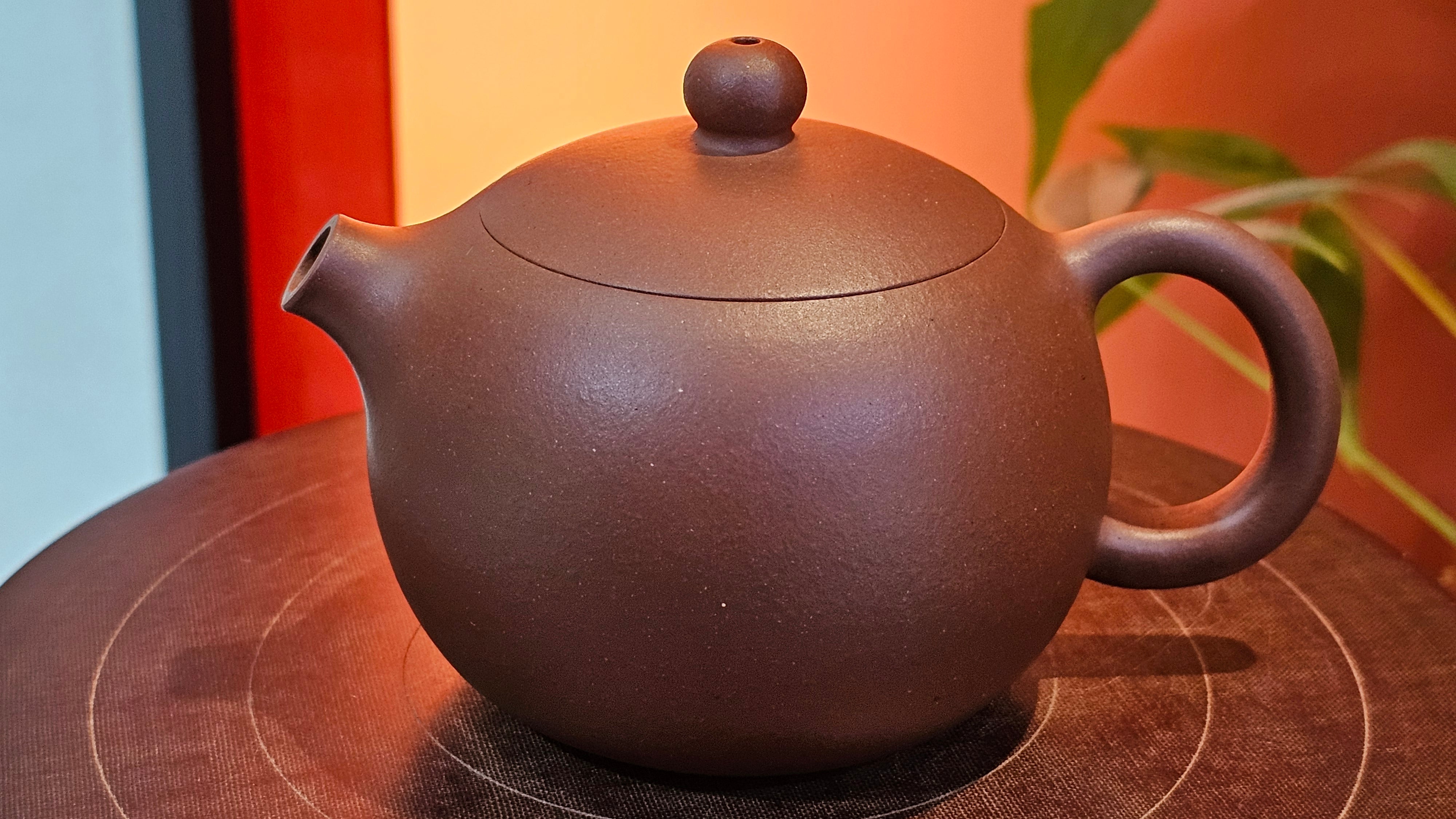 Xi Shi 西施, 172.3ml, Di Cao Qing Zi Ni 底槽青紫泥, by Craftsman Gu Xiao Ming 顾小明 ~ Congratulations to Mr D.S., 0838hrs 15th Apr, Narragansett, RI 🇺🇸.