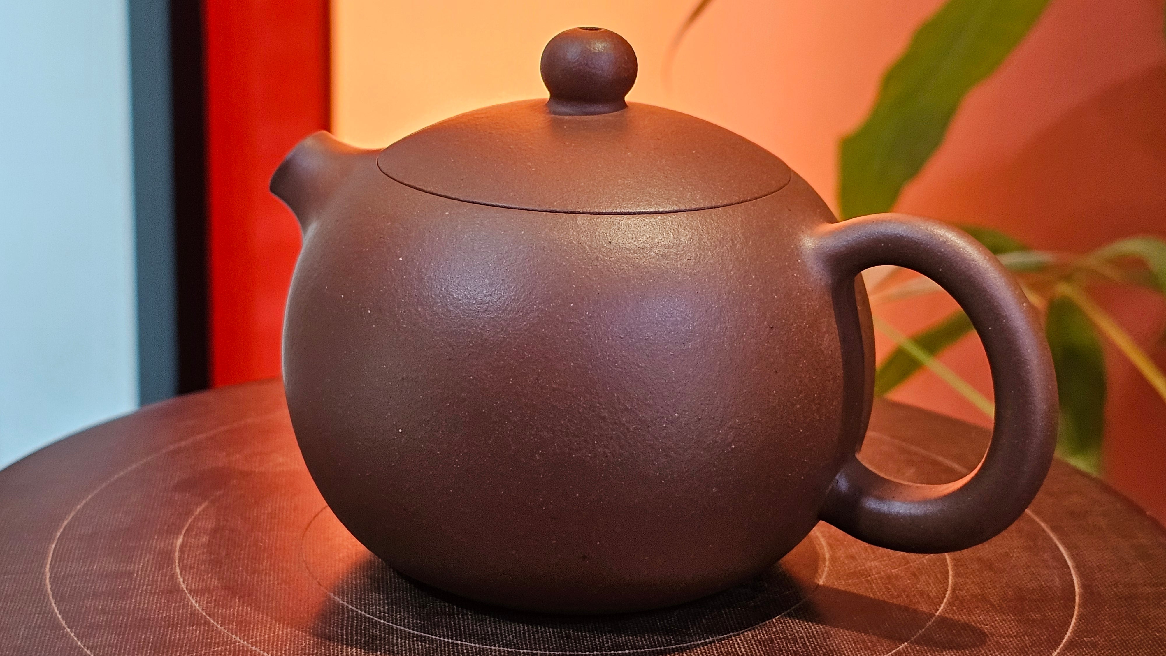 Xi Shi 西施, 172.3ml, Di Cao Qing Zi Ni 底槽青紫泥, by Craftsman Gu Xiao Ming 顾小明 ~ Congratulations to Mr D.S., 0838hrs 15th Apr, Narragansett, RI 🇺🇸.