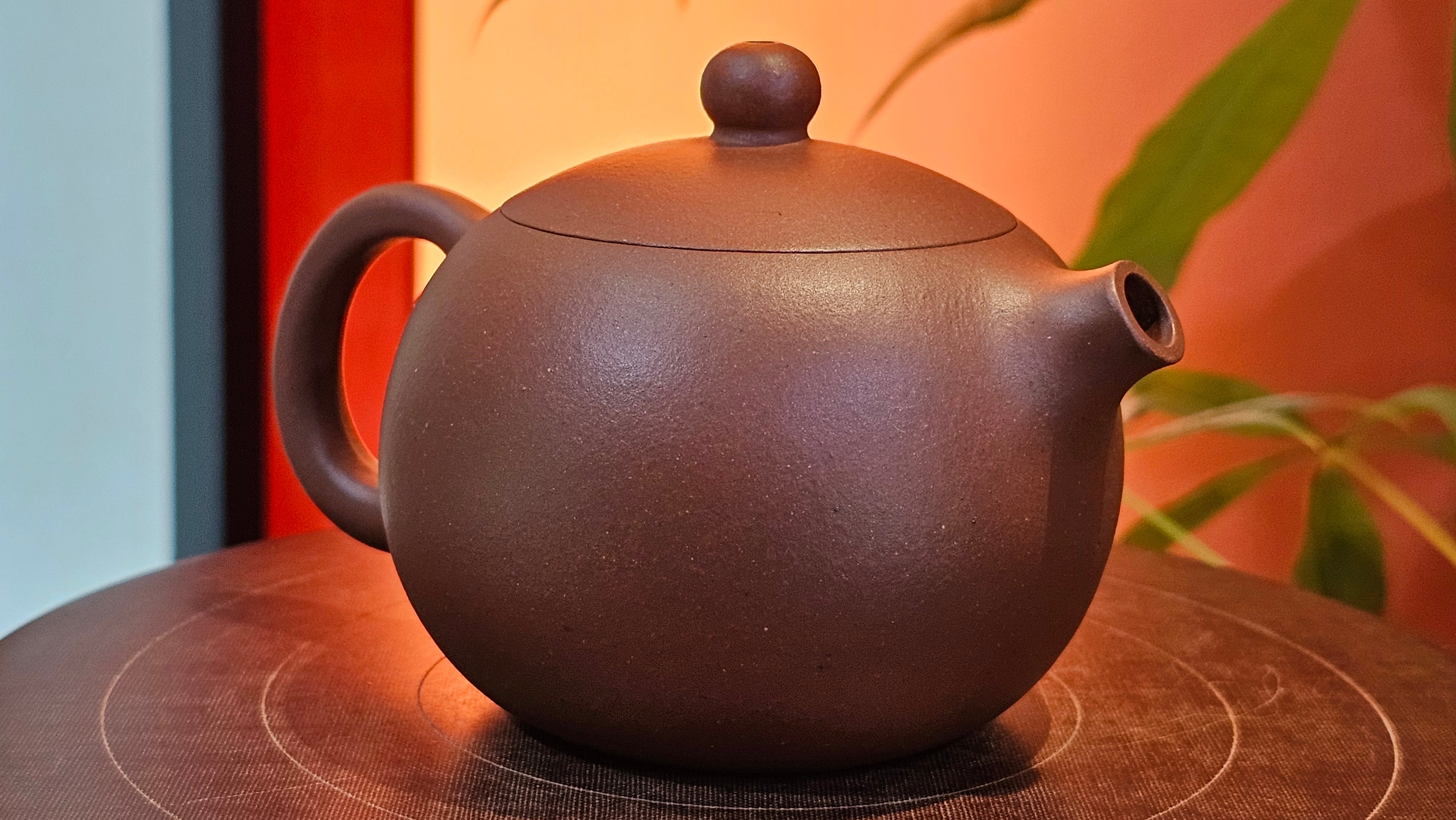 Xi Shi 西施, 172.3ml, Di Cao Qing Zi Ni 底槽青紫泥, by Craftsman Gu Xiao Ming 顾小明 ~ Congratulations to Mr D.S., 0838hrs 15th Apr, Narragansett, RI 🇺🇸.