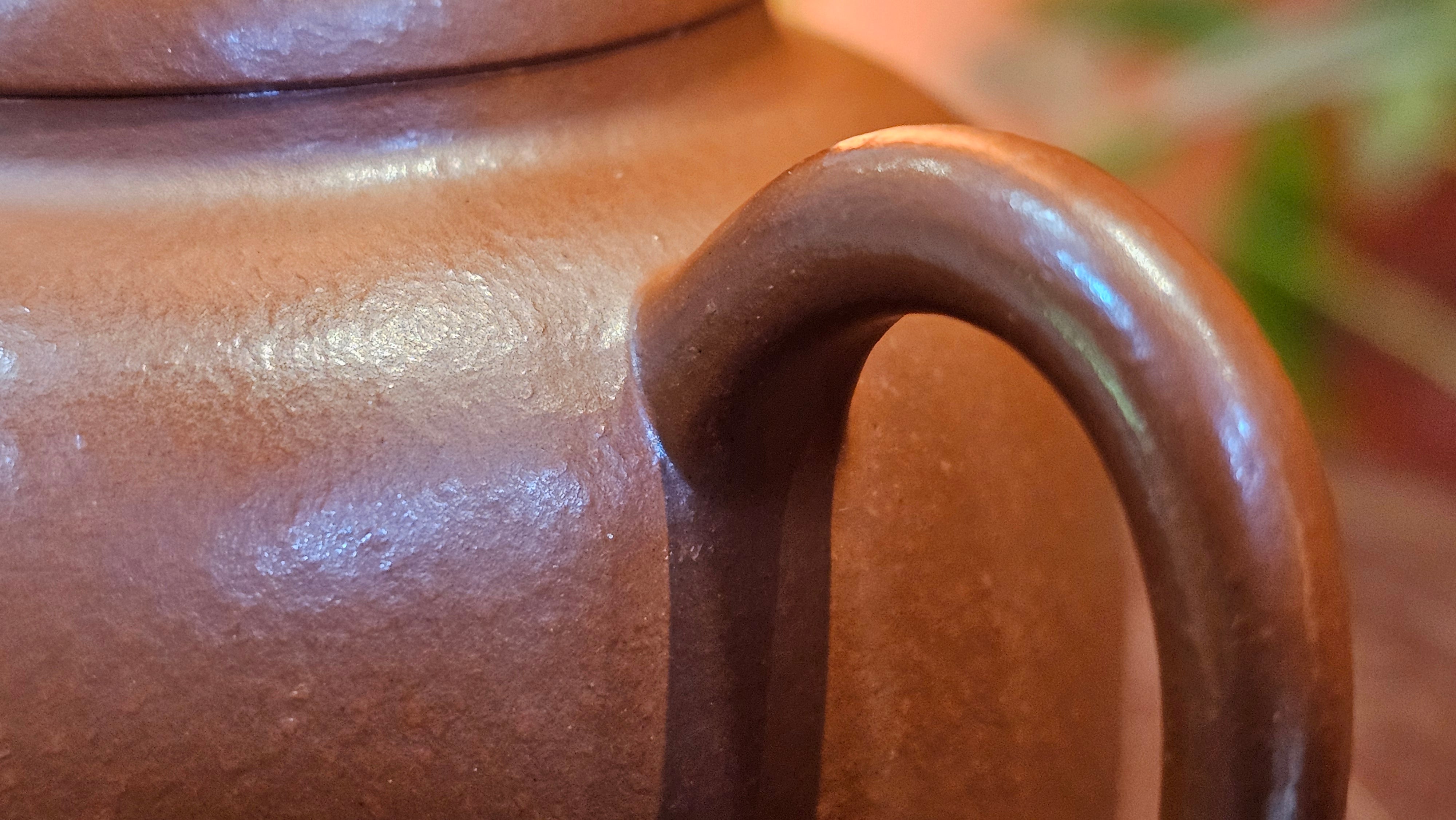 Yi Gong Hu 逸公壶, 142.3ml, Xiao Mei Yao Zhu Ni 小煤窑朱泥,  by our Collaborative Craftsman Shi Yun 石芸 ~ Congratulations to Mr N.S., 2245hrs 23rd May 2025, Fort Wayne, IN.