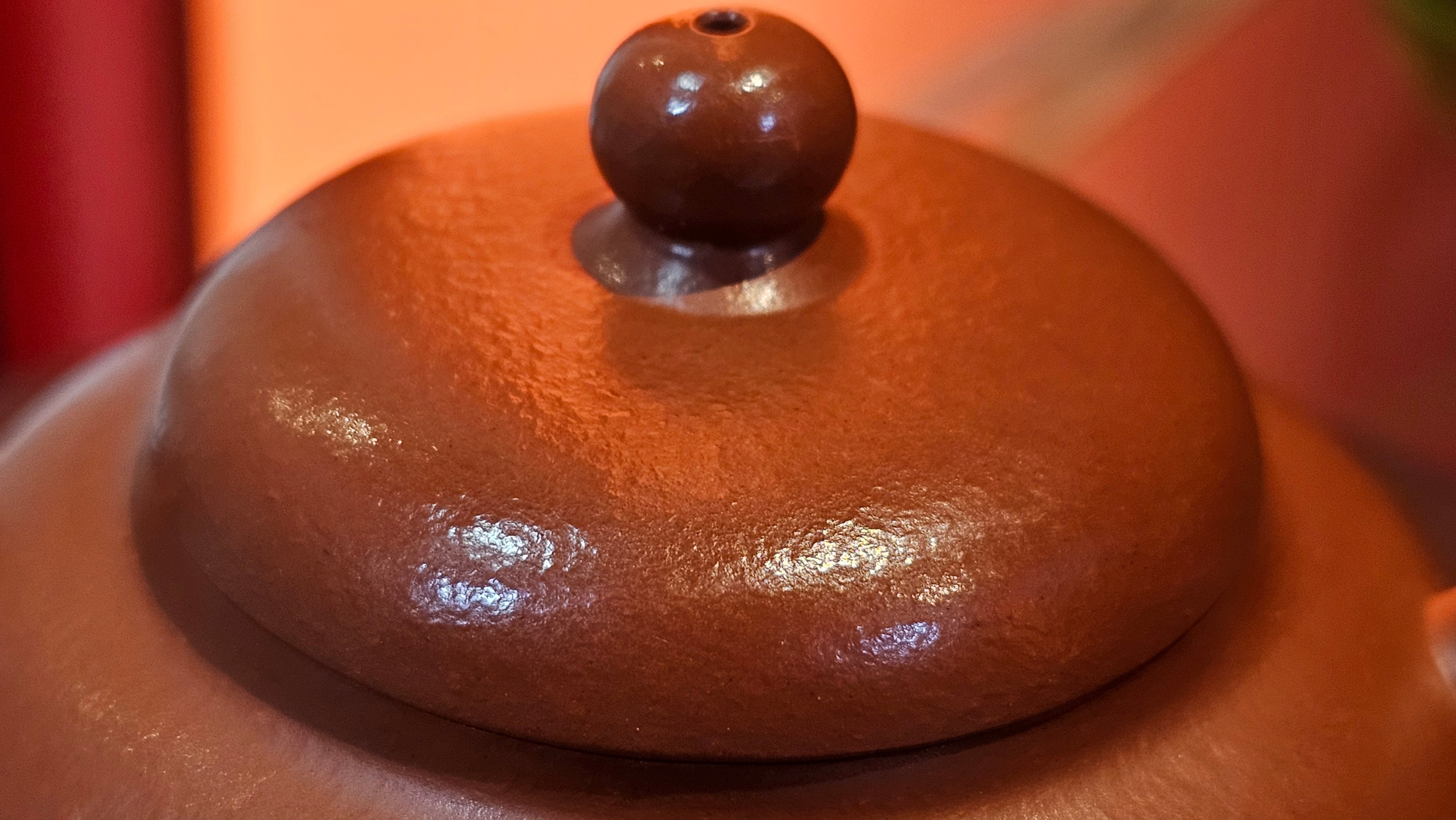 Yi Gong Hu 逸公壶, 142.3ml, Xiao Mei Yao Zhu Ni 小煤窑朱泥,  by our Collaborative Craftsman Shi Yun 石芸 ~ Congratulations to Mr N.S., 2245hrs 23rd May 2025, Fort Wayne, IN.