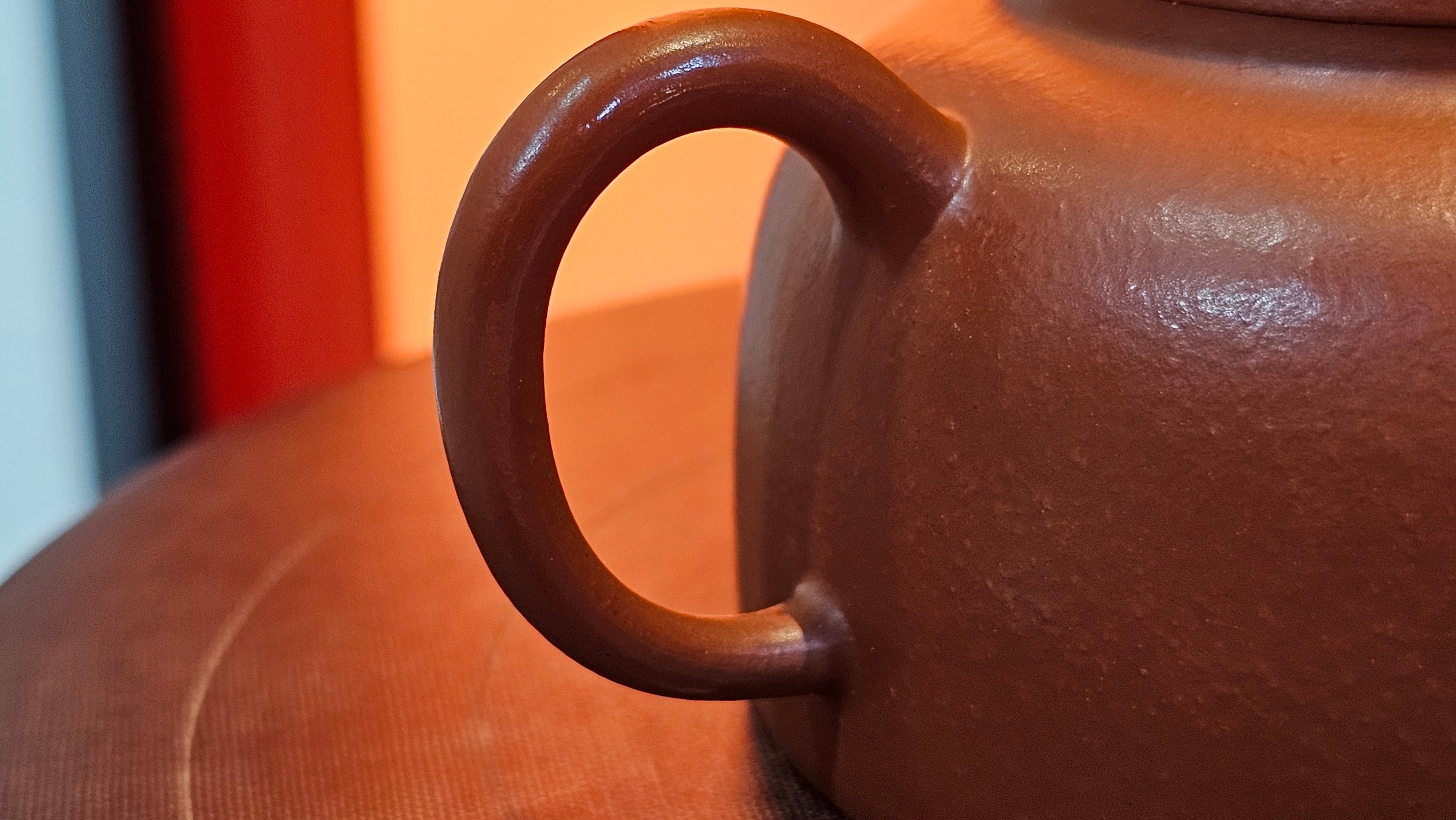 Yi Gong Hu 逸公壶, 142.3ml, Xiao Mei Yao Zhu Ni 小煤窑朱泥,  by our Collaborative Craftsman Shi Yun 石芸 ~ Congratulations to Mr N.S., 2245hrs 23rd May 2025, Fort Wayne, IN.