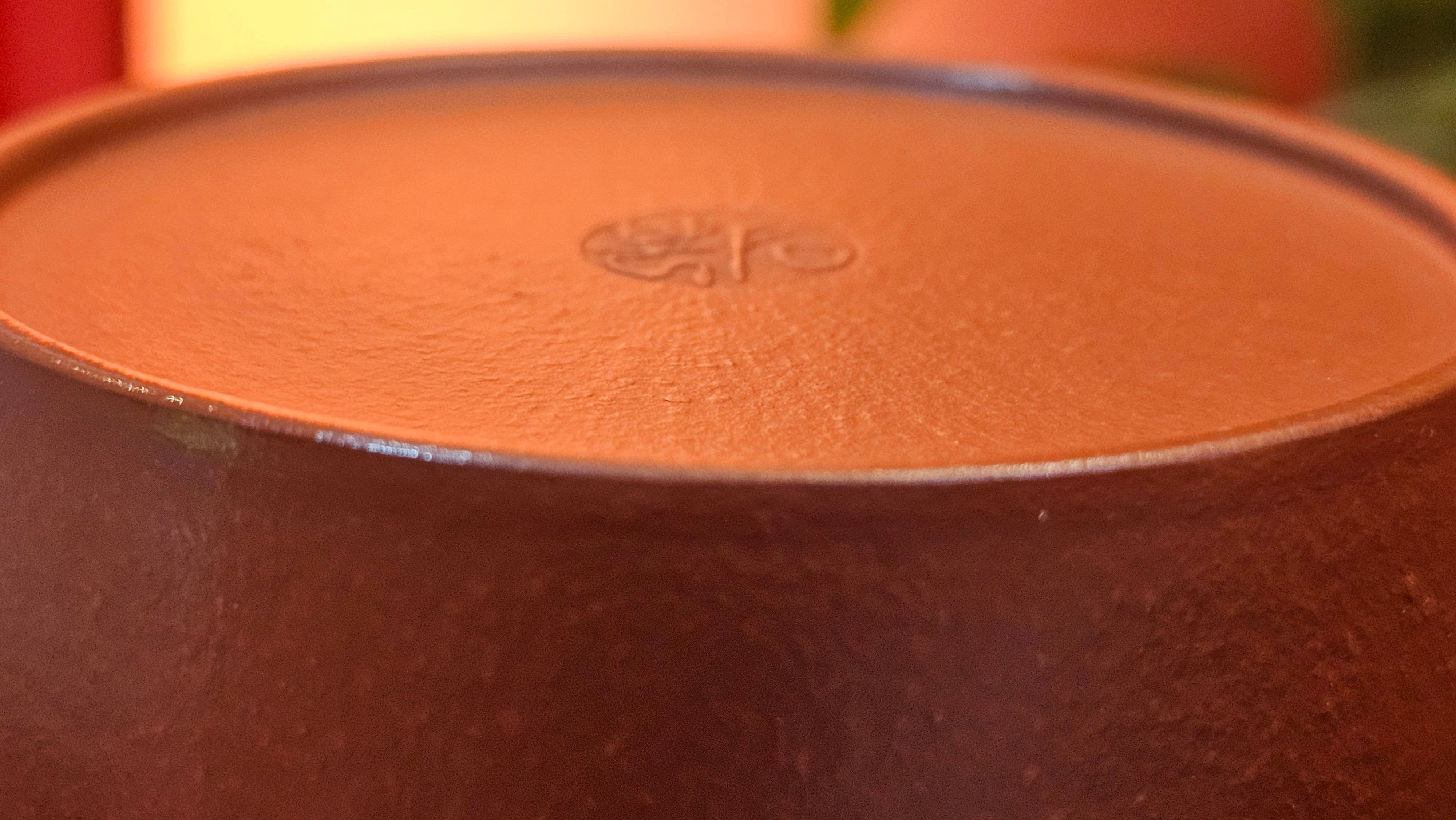 Yi Gong Hu 逸公壶, 142.3ml, Xiao Mei Yao Zhu Ni 小煤窑朱泥,  by our Collaborative Craftsman Shi Yun 石芸 ~ Congratulations to Mr N.S., 2245hrs 23rd May 2025, Fort Wayne, IN.