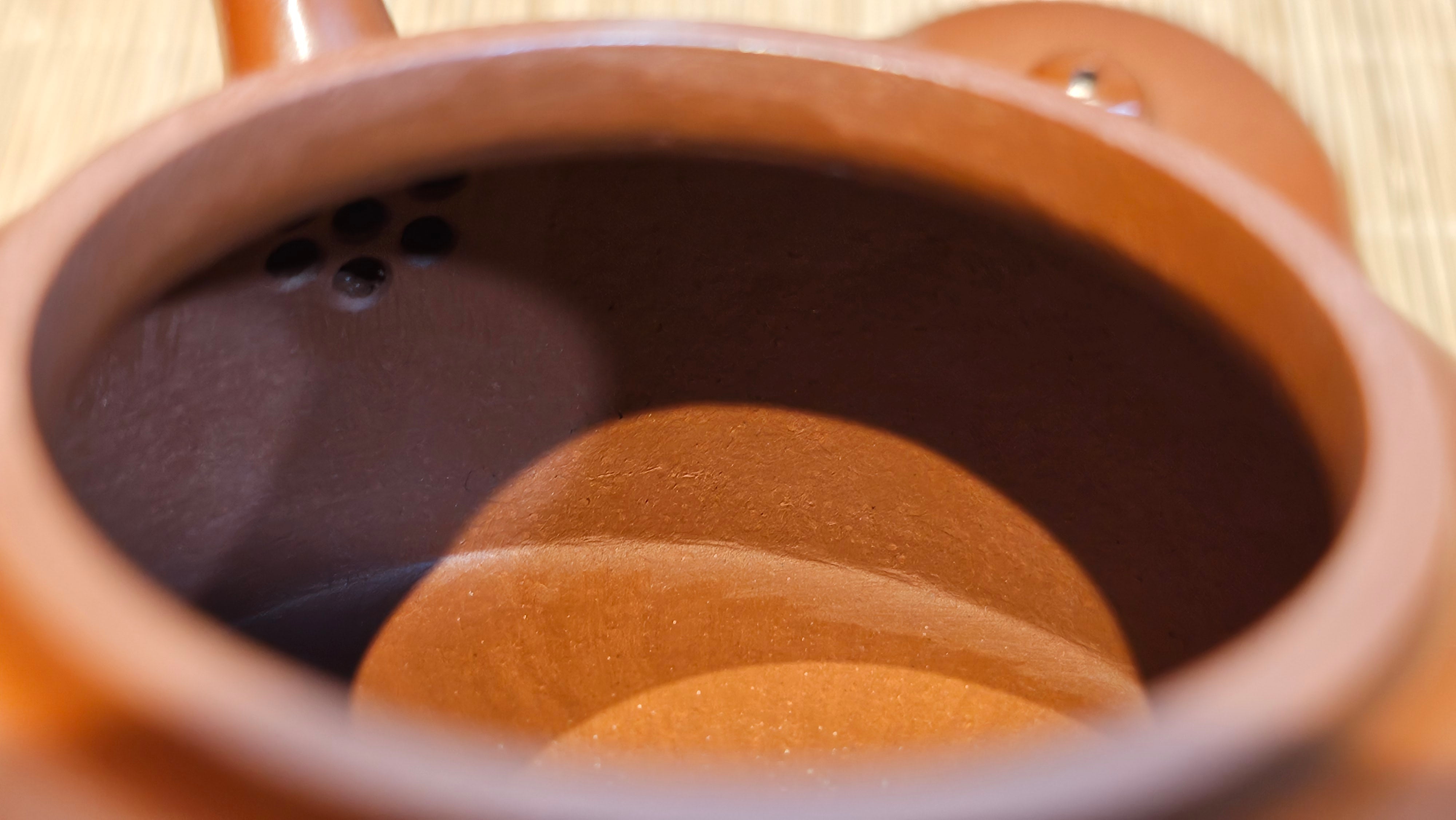 Yi Gong Hu 逸公壶, 142.3ml, Xiao Mei Yao Zhu Ni 小煤窑朱泥,  by our Collaborative Craftsman Shi Yun 石芸 ~ Congratulations to Mr N.S., 2245hrs 23rd May 2025, Fort Wayne, IN.