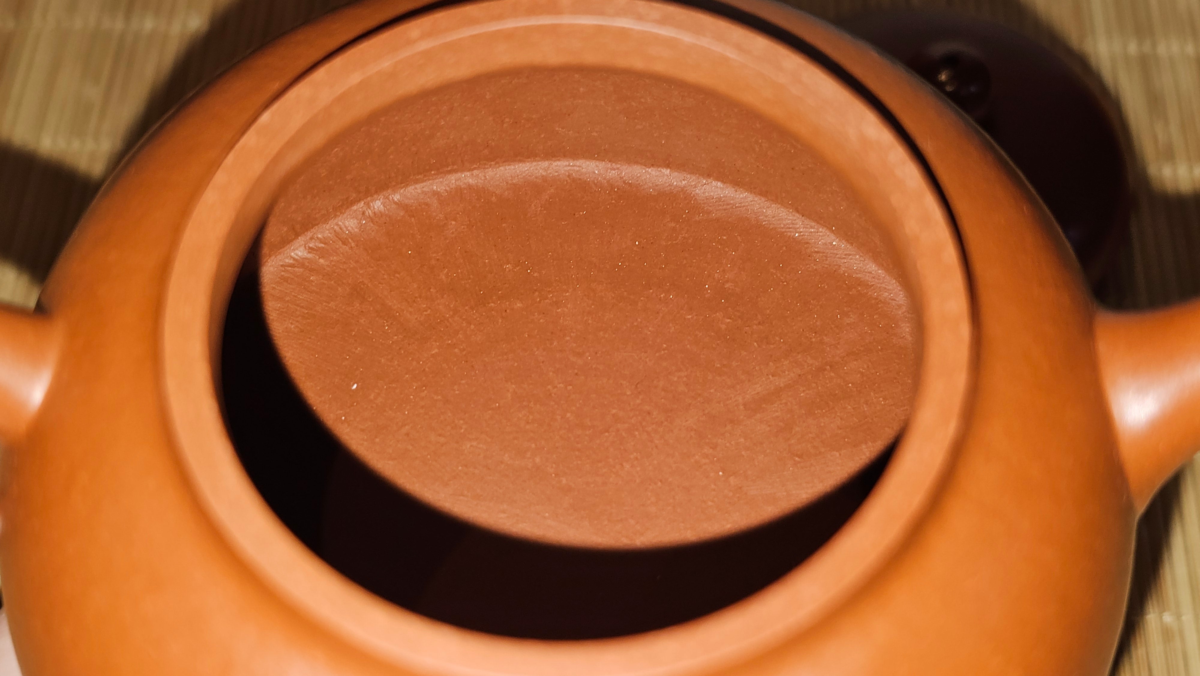 Yi Gong Hu 逸公壶, 142.3ml, Xiao Mei Yao Zhu Ni 小煤窑朱泥,  by our Collaborative Craftsman Shi Yun 石芸 ~ Congratulations to Mr N.S., 2245hrs 23rd May 2025, Fort Wayne, IN.