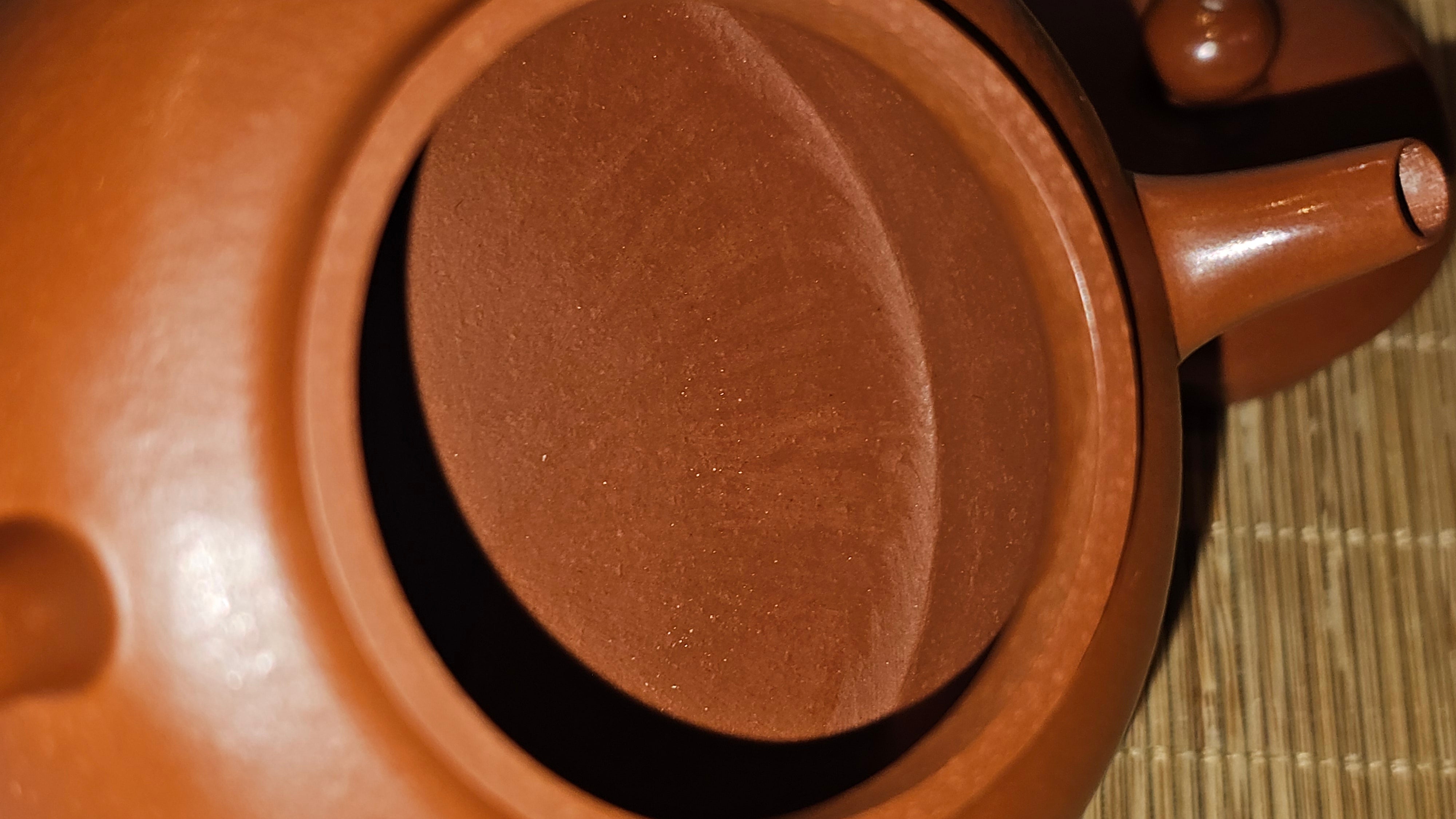 Yi Gong Hu 逸公壶, 142.3ml, Xiao Mei Yao Zhu Ni 小煤窑朱泥,  by our Collaborative Craftsman Shi Yun 石芸 ~ Congratulations to Mr N.S., 2245hrs 23rd May 2025, Fort Wayne, IN.