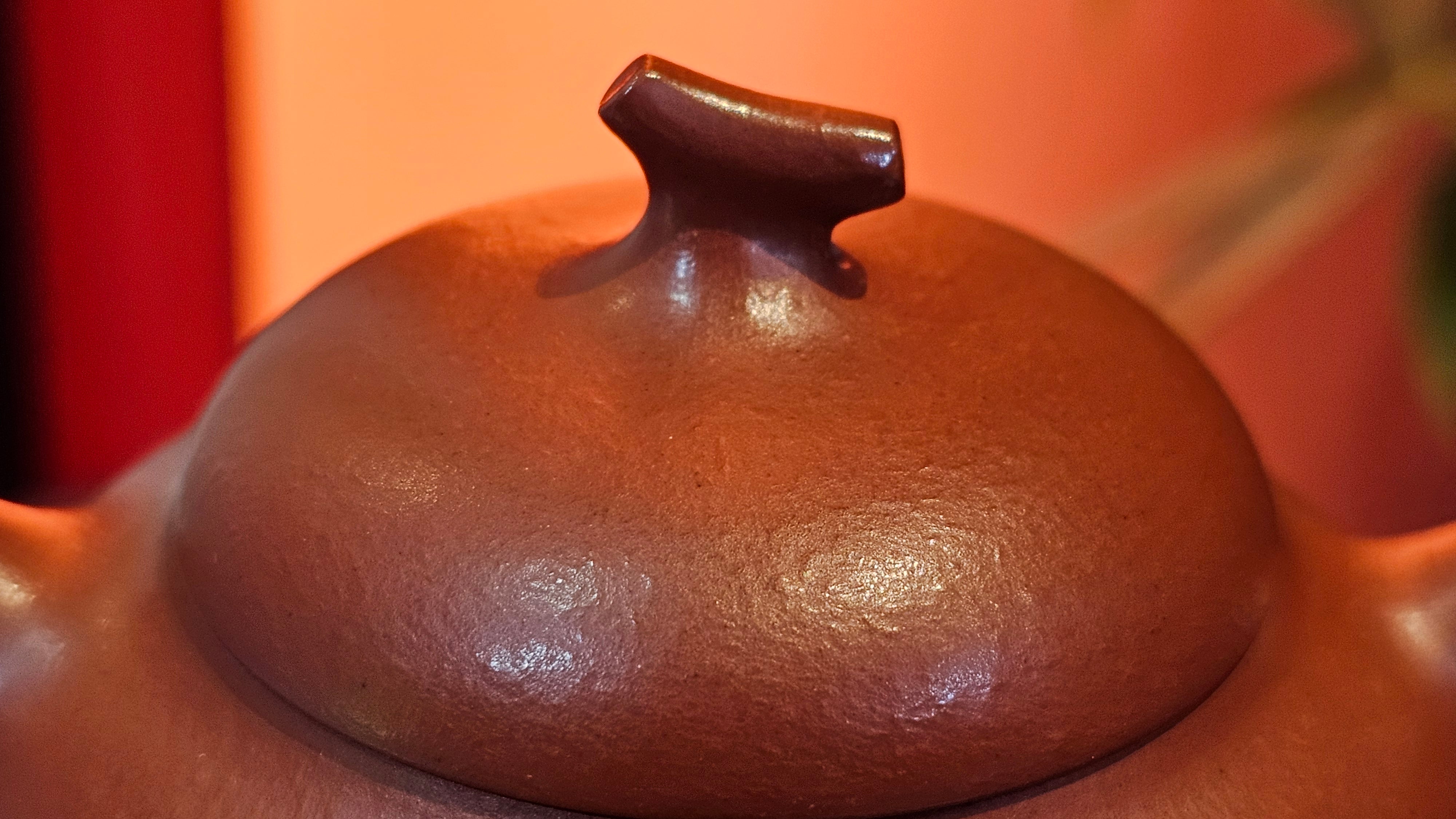 Qie Gua 茄瓜, 140.6ml, Xiao Mei Yao Zhu Ni 小煤窑朱泥,  by our Collaborative Craftsman Wang Hui 王慧, Poem Engraving by Craftsman 一德书 ~ Congratulations to Mr L.L., 1139hrs 28th Apr, Ventura, CA.