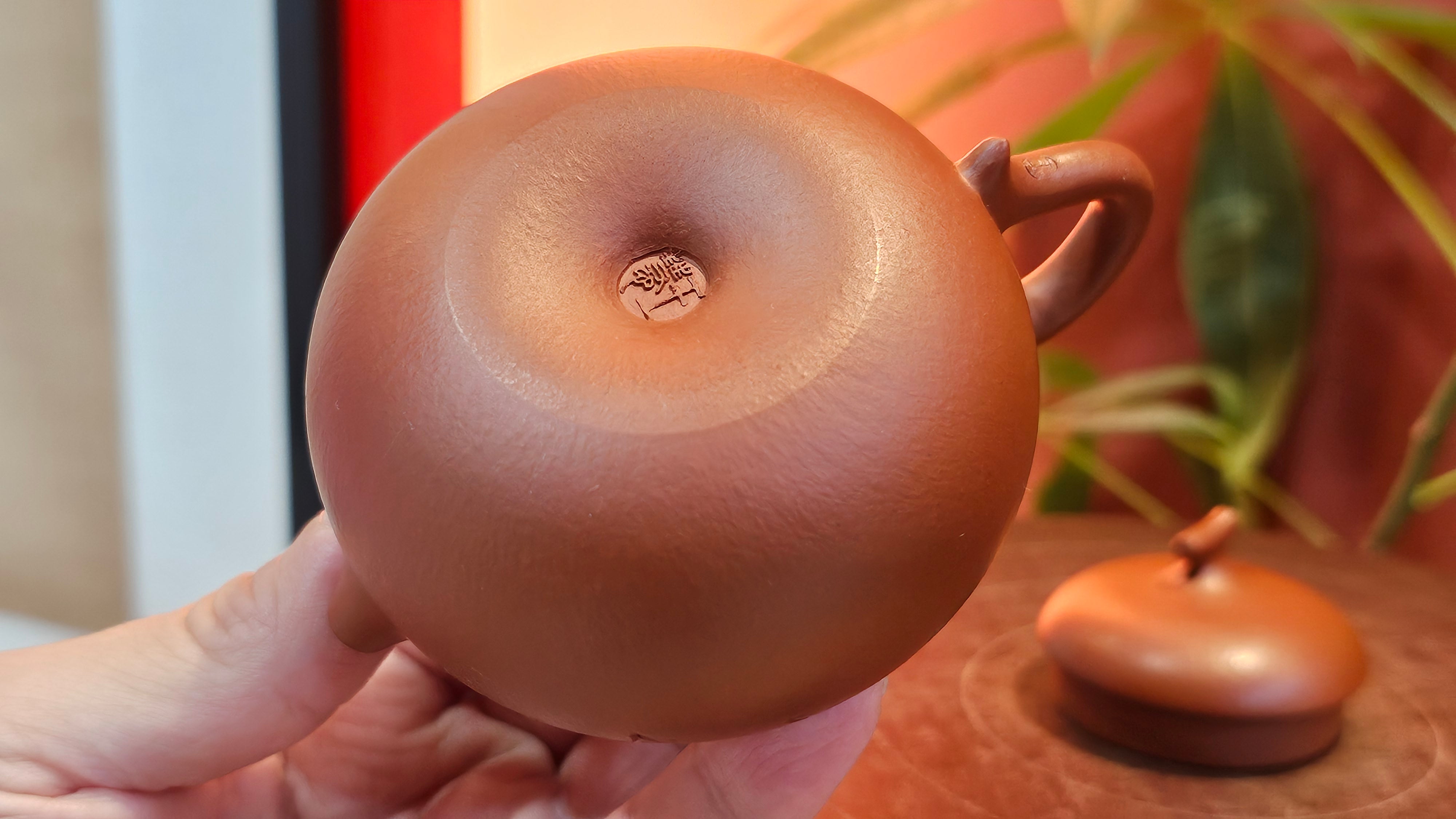 Qie Gua 茄瓜, 140.6ml, Xiao Mei Yao Zhu Ni 小煤窑朱泥,  by our Collaborative Craftsman Wang Hui 王慧, Poem Engraving by Craftsman 一德书 ~ Congratulations to Mr L.L., 1139hrs 28th Apr, Ventura, CA.