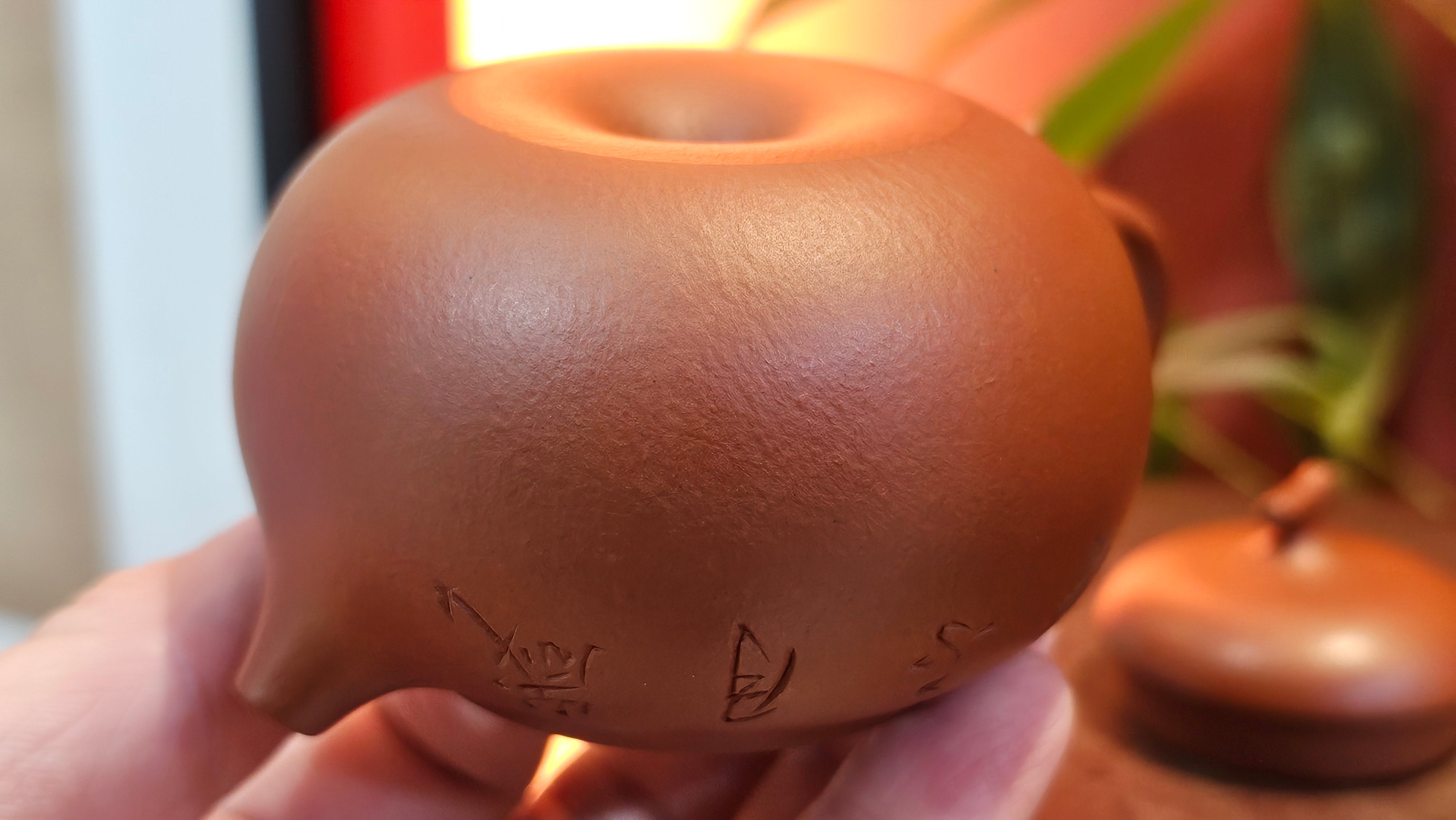 Qie Gua 茄瓜, 140.6ml, Xiao Mei Yao Zhu Ni 小煤窑朱泥,  by our Collaborative Craftsman Wang Hui 王慧, Poem Engraving by Craftsman 一德书 ~ Congratulations to Mr L.L., 1139hrs 28th Apr, Ventura, CA.