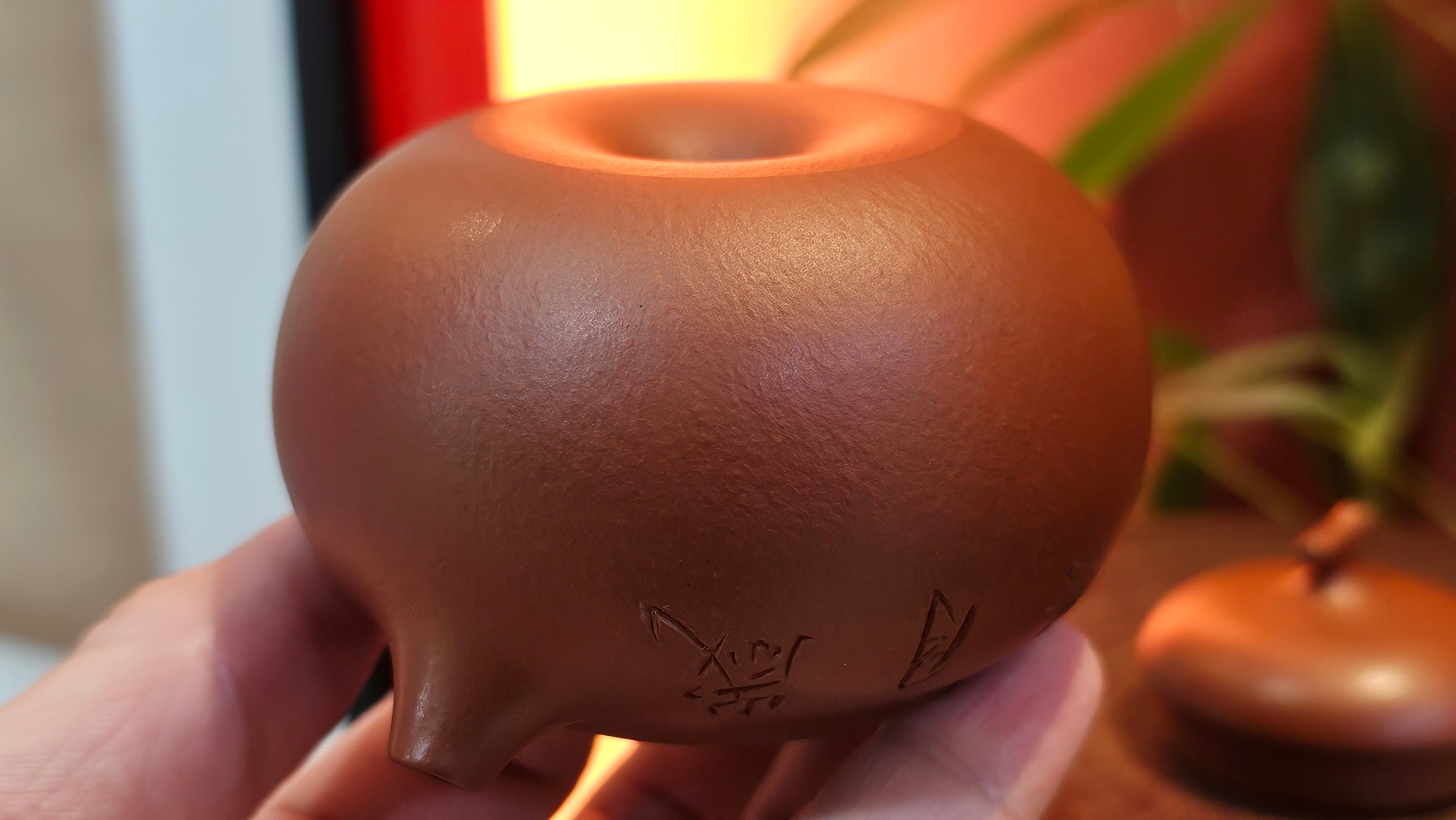 Qie Gua 茄瓜, 140.6ml, Xiao Mei Yao Zhu Ni 小煤窑朱泥,  by our Collaborative Craftsman Wang Hui 王慧, Poem Engraving by Craftsman 一德书 ~ Congratulations to Mr L.L., 1139hrs 28th Apr, Ventura, CA.