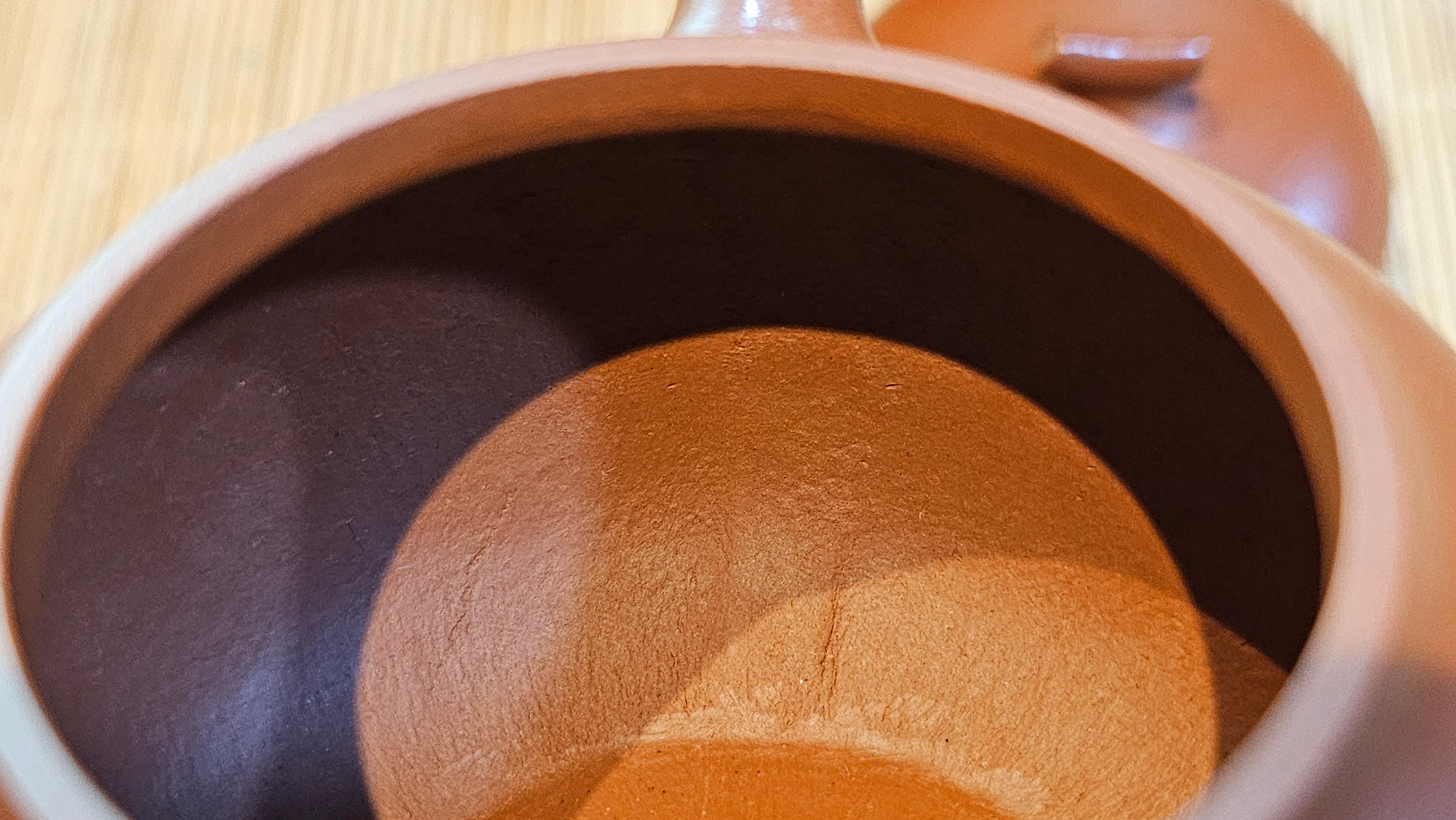 Qie Gua 茄瓜, 140.6ml, Xiao Mei Yao Zhu Ni 小煤窑朱泥,  by our Collaborative Craftsman Wang Hui 王慧, Poem Engraving by Craftsman 一德书 ~ Congratulations to Mr L.L., 1139hrs 28th Apr, Ventura, CA.