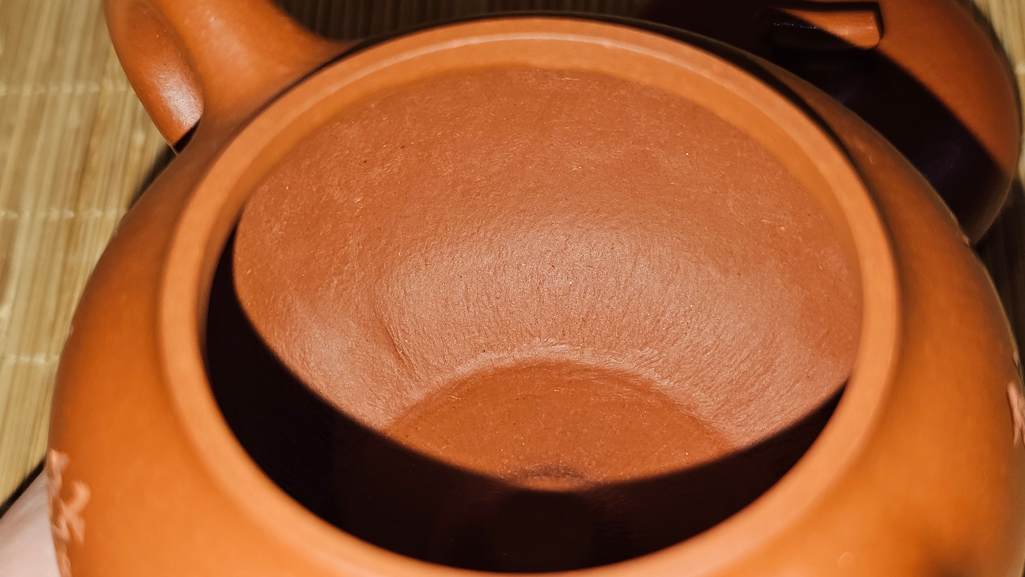 Qie Gua 茄瓜, 140.6ml, Xiao Mei Yao Zhu Ni 小煤窑朱泥,  by our Collaborative Craftsman Wang Hui 王慧, Poem Engraving by Craftsman 一德书 ~ Congratulations to Mr L.L., 1139hrs 28th Apr, Ventura, CA.