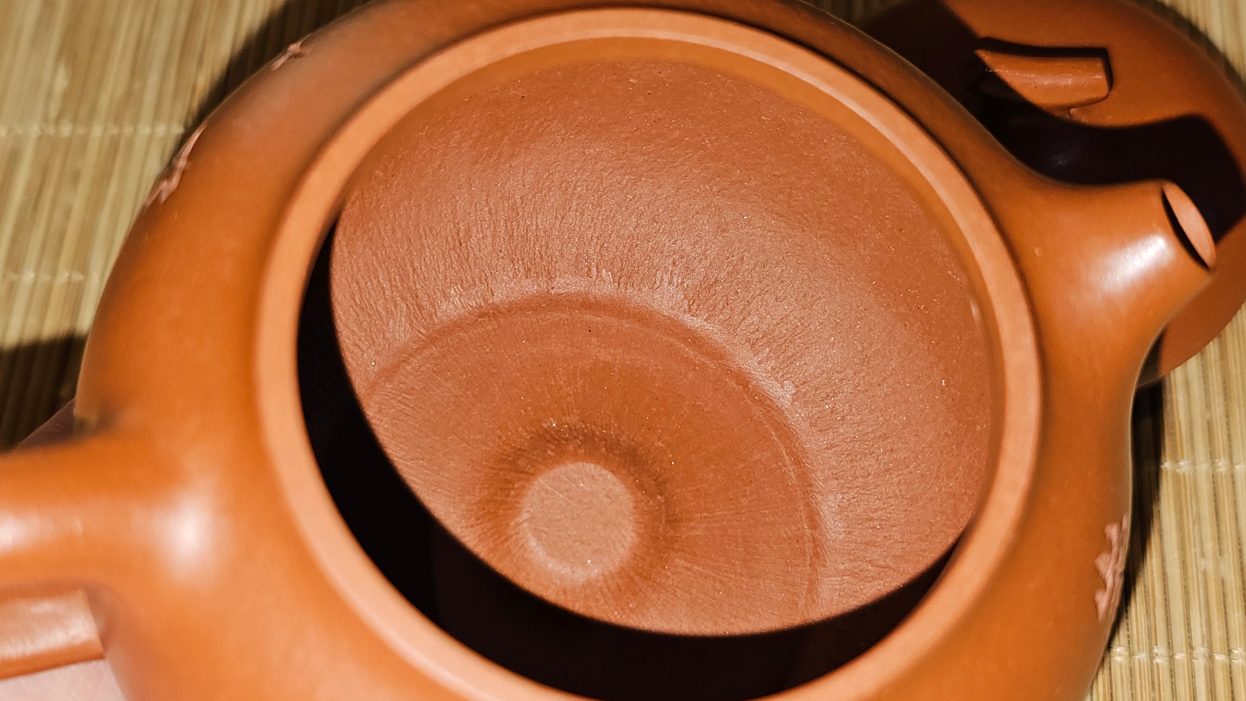 Qie Gua 茄瓜, 140.6ml, Xiao Mei Yao Zhu Ni 小煤窑朱泥,  by our Collaborative Craftsman Wang Hui 王慧, Poem Engraving by Craftsman 一德书 ~ Congratulations to Mr L.L., 1139hrs 28th Apr, Ventura, CA.