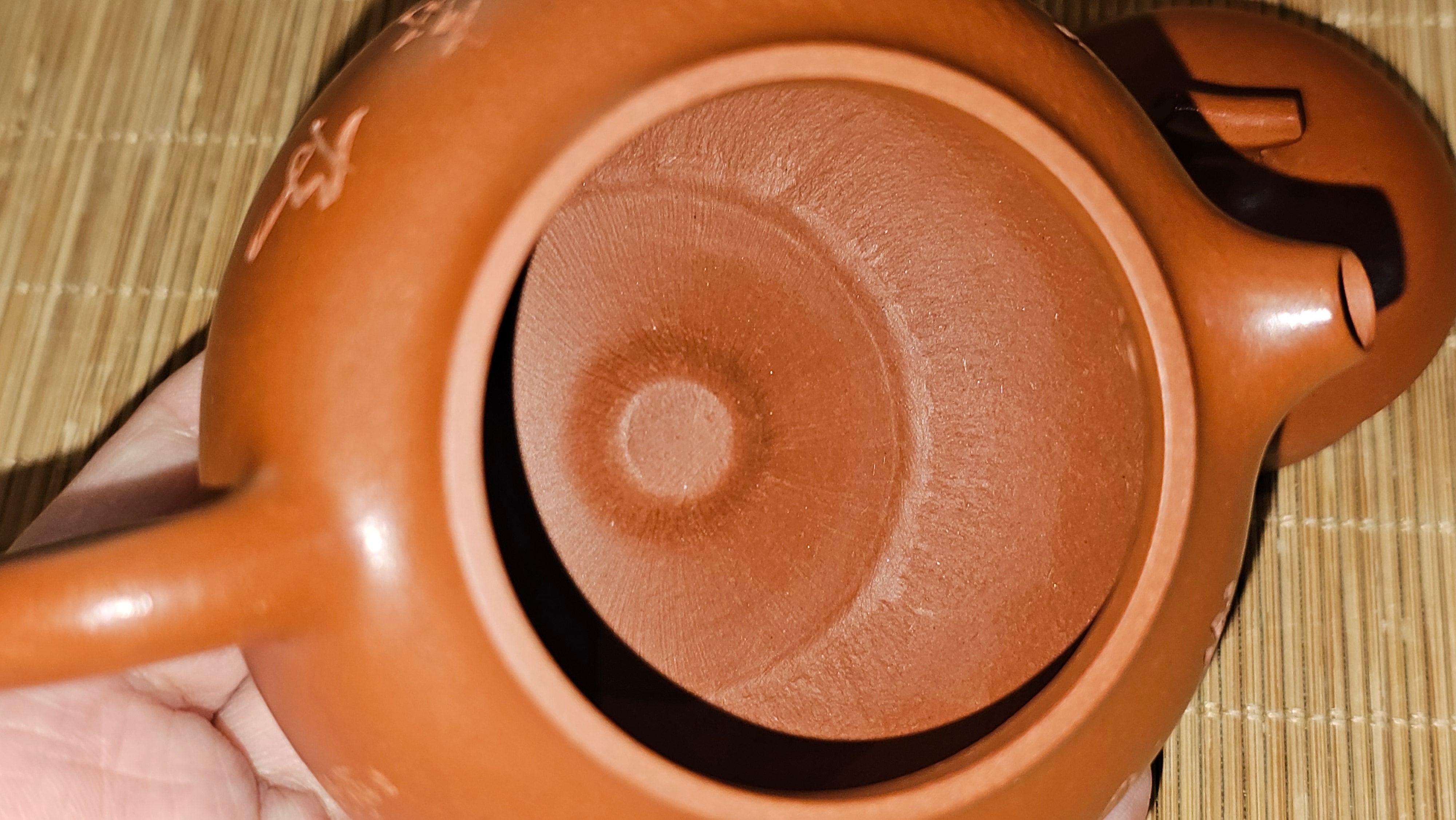 Qie Gua 茄瓜, 140.6ml, Xiao Mei Yao Zhu Ni 小煤窑朱泥,  by our Collaborative Craftsman Wang Hui 王慧, Poem Engraving by Craftsman 一德书 ~ Congratulations to Mr L.L., 1139hrs 28th Apr, Ventura, CA.