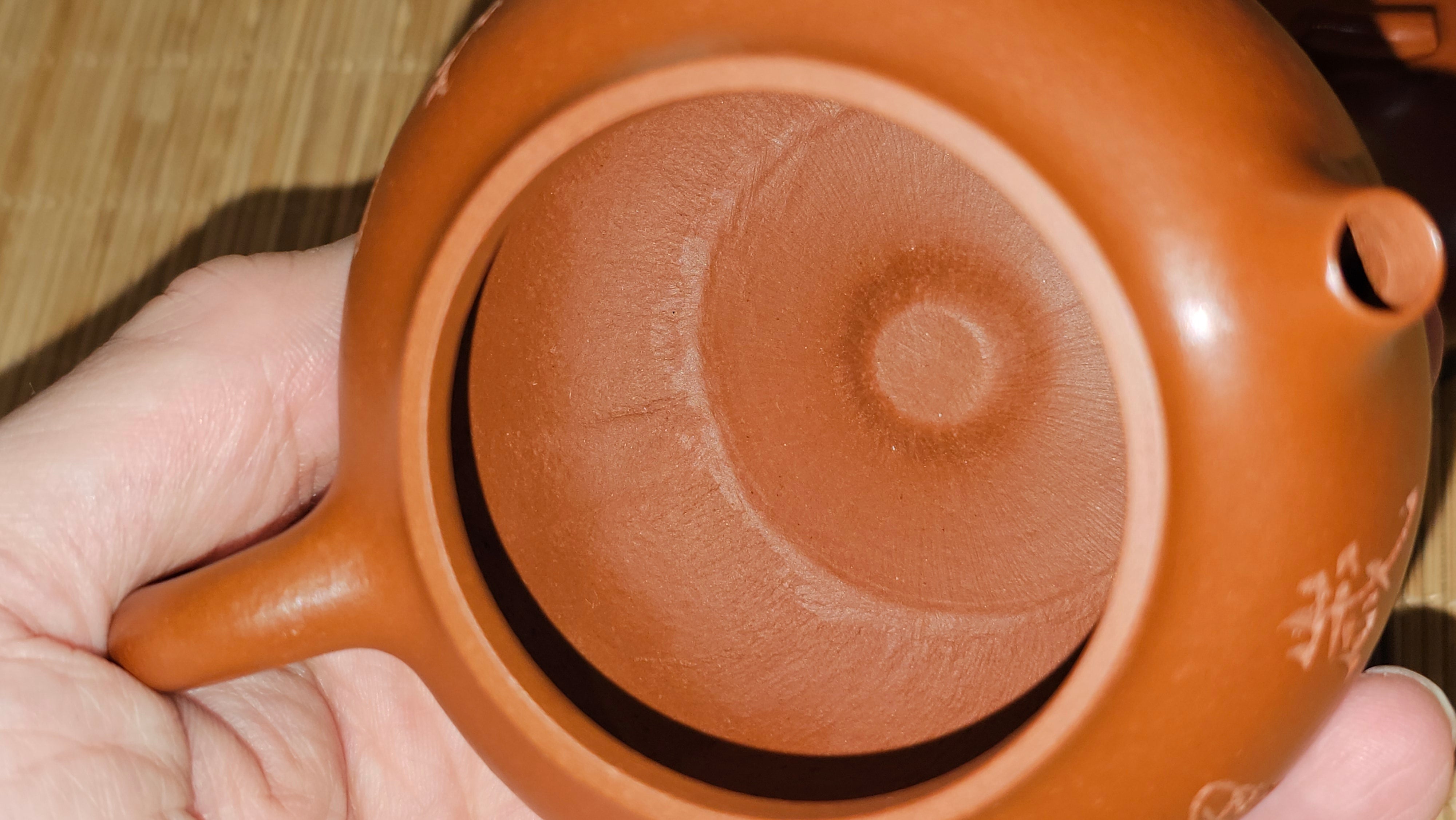 Qie Gua 茄瓜, 140.6ml, Xiao Mei Yao Zhu Ni 小煤窑朱泥,  by our Collaborative Craftsman Wang Hui 王慧, Poem Engraving by Craftsman 一德书 ~ Congratulations to Mr L.L., 1139hrs 28th Apr, Ventura, CA.