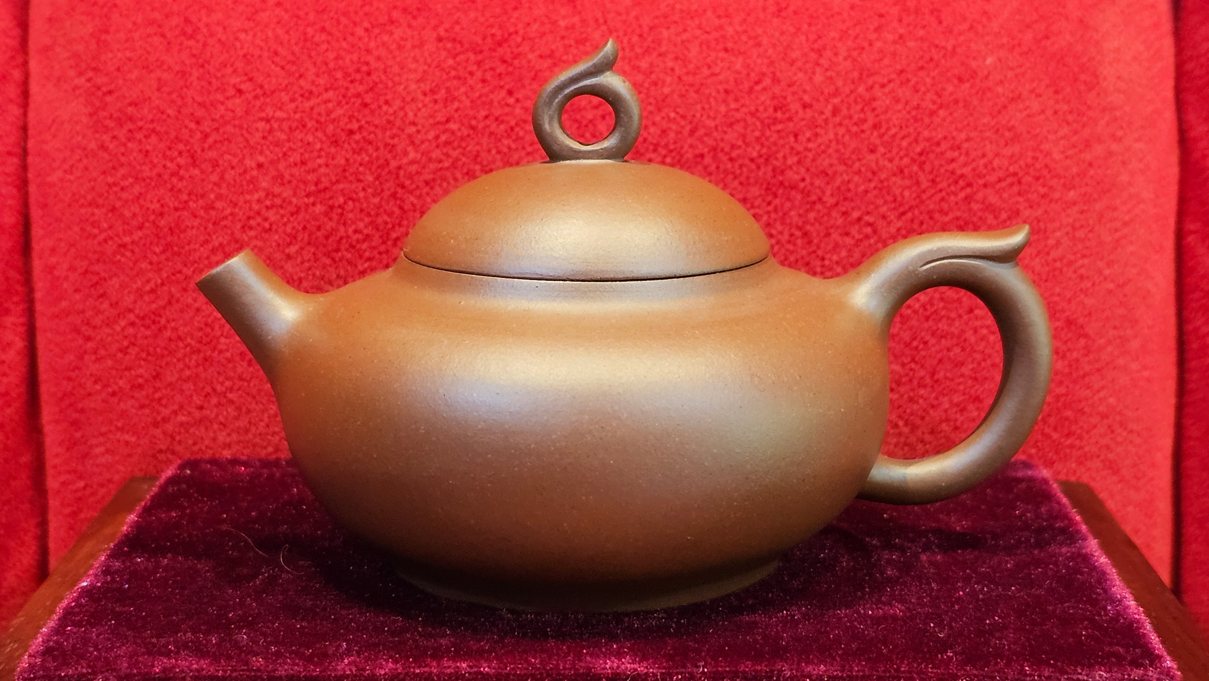 《云上》"Yun Shang", 148.8ml, Zi Ni 紫泥 ~ Crafted by L3A Consummate Master Artist Li Yan Ru 李艳如 ~ Congratulations to Mr M.C., 1024hrs 25th Apr, Singapore 🇸🇬.